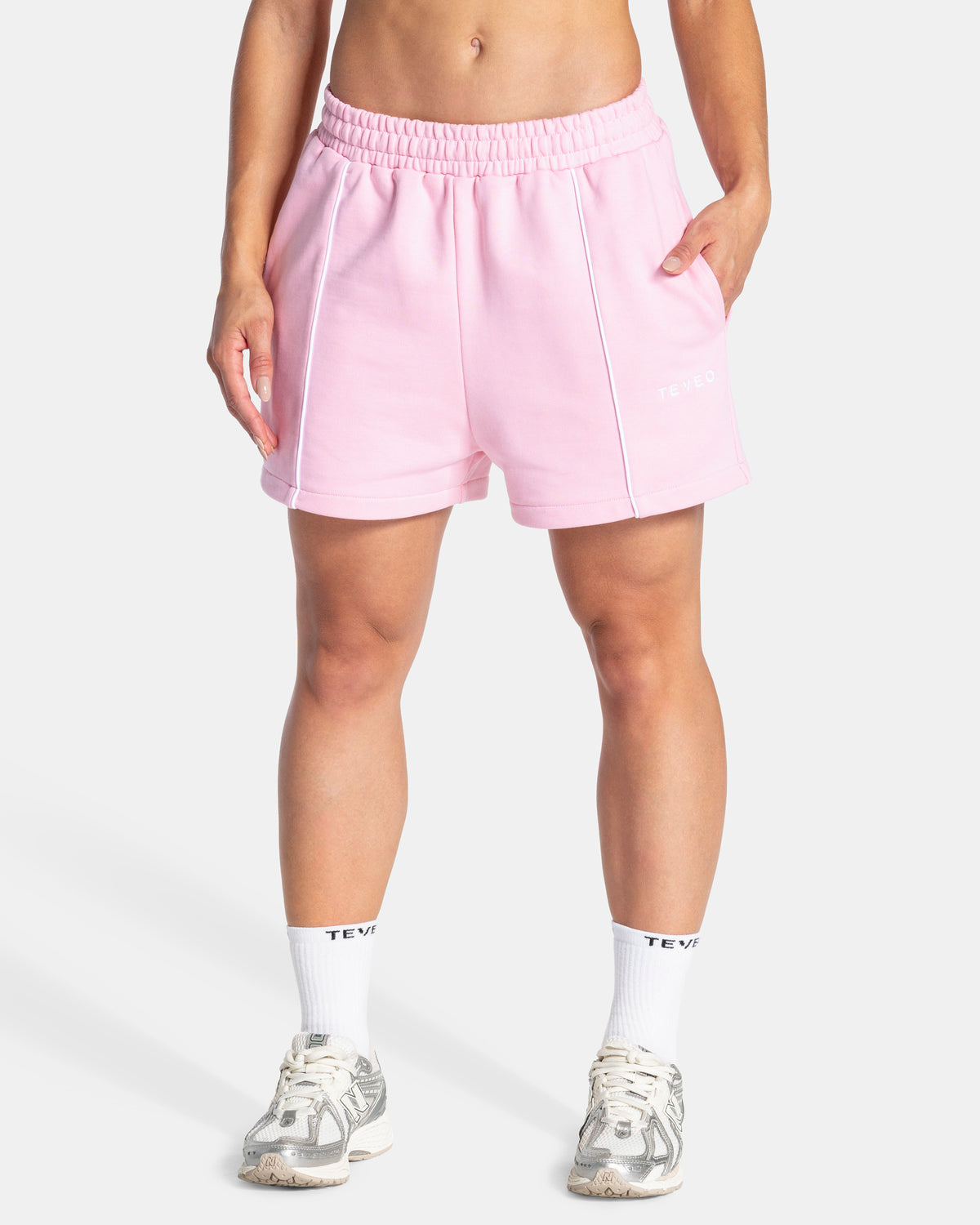 Contrastline Oversized Shorts ‘True Pink’