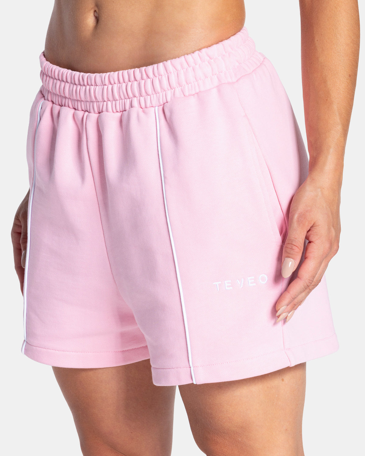 Contrastline Oversized Shorts ‘True Pink’