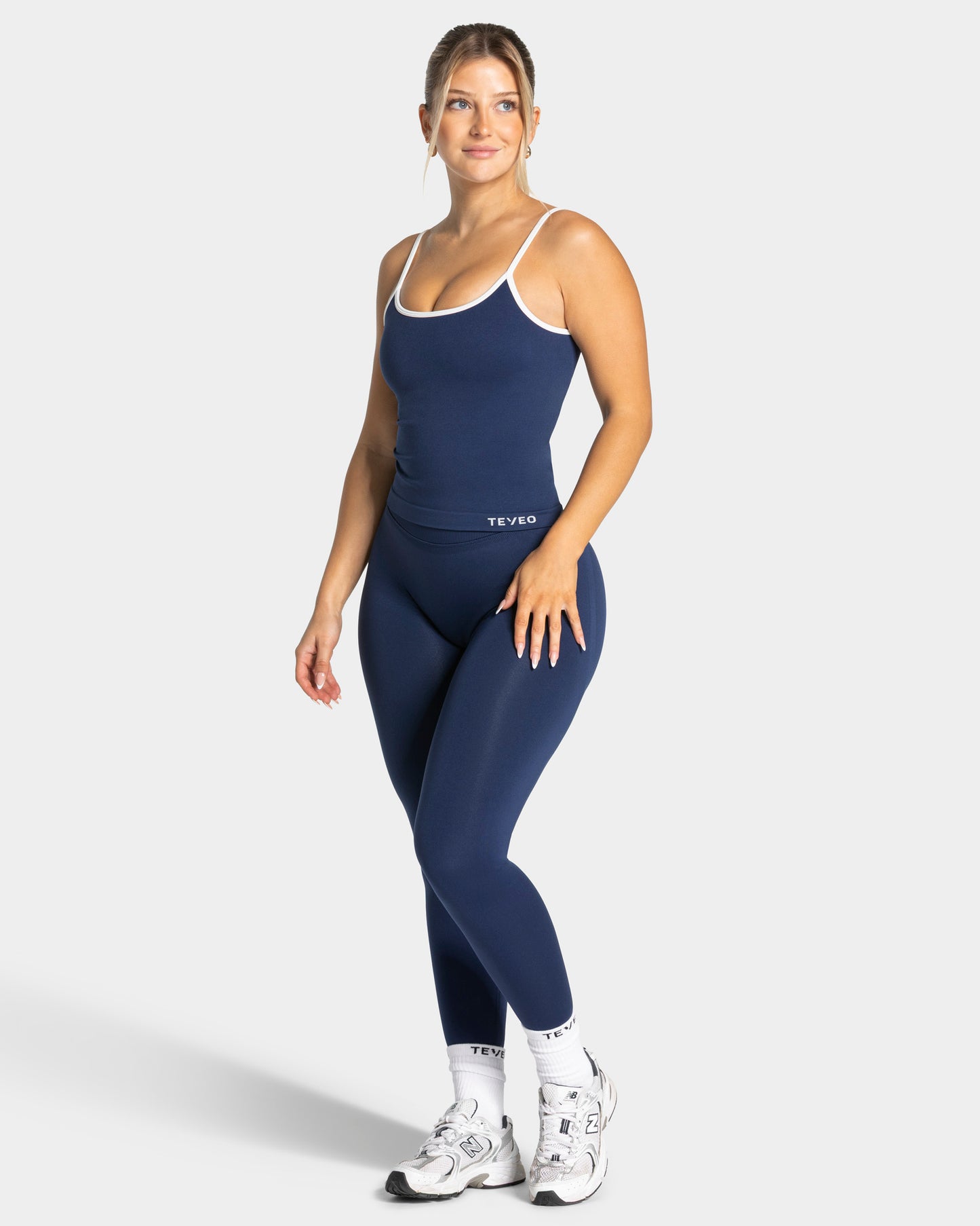 Contrastline Sculpt Scrunch Leggings ‘Dark Blue’