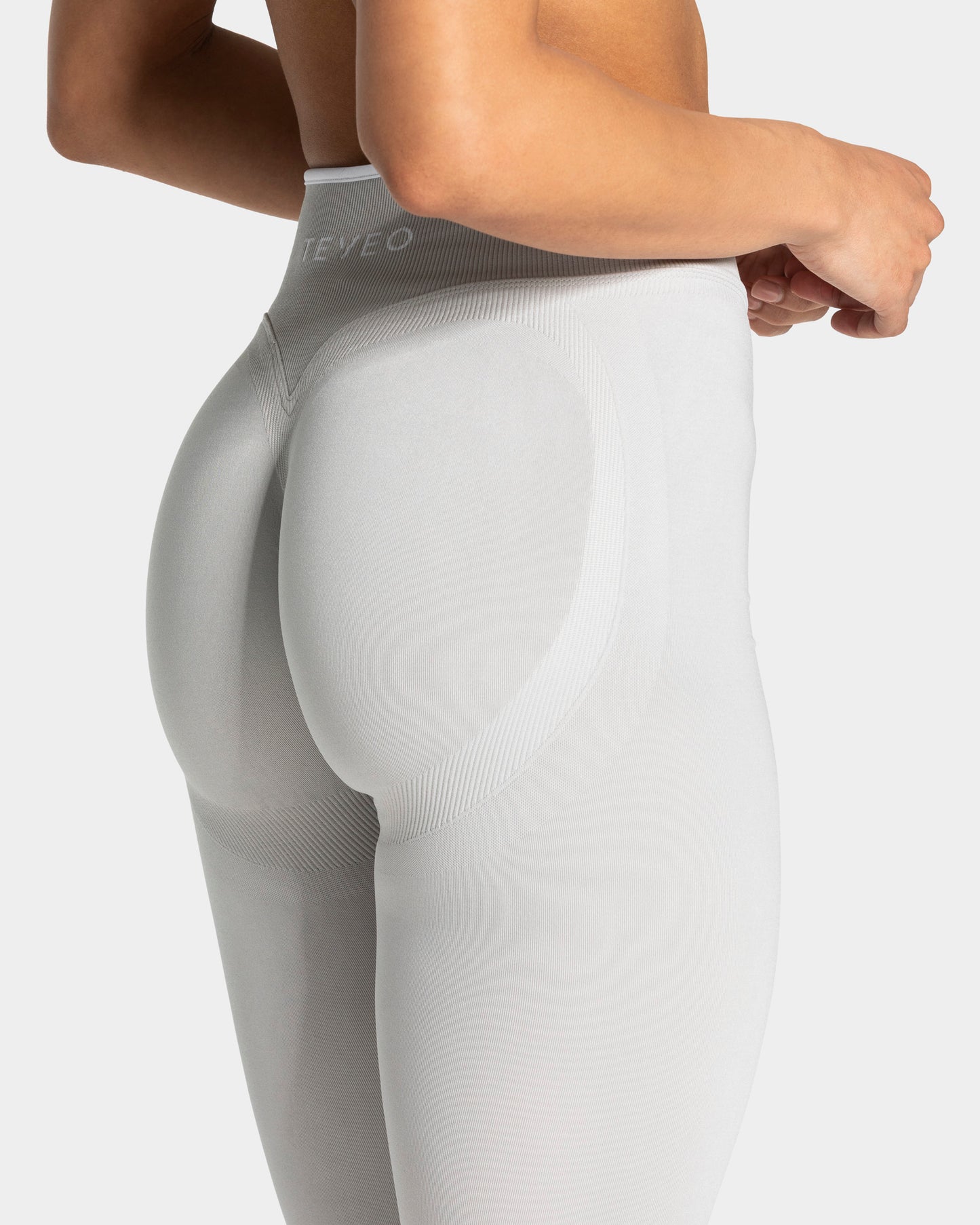Contrastline Sculpt Scrunch Leggings ‘Moon’