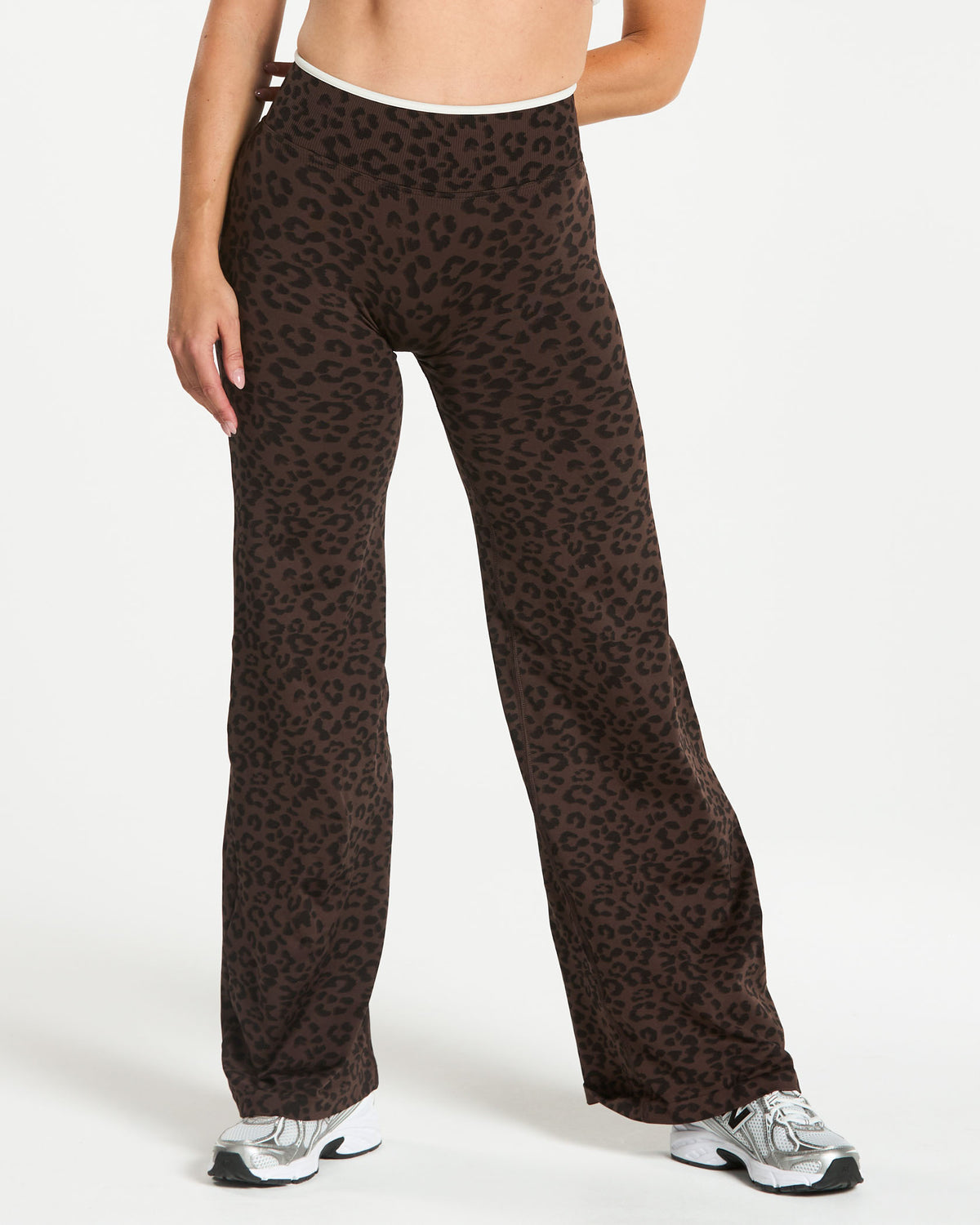 Contrastline Sculpt Scrunch Straight Leg Pants – Tall ‘Espresso Leopard’
