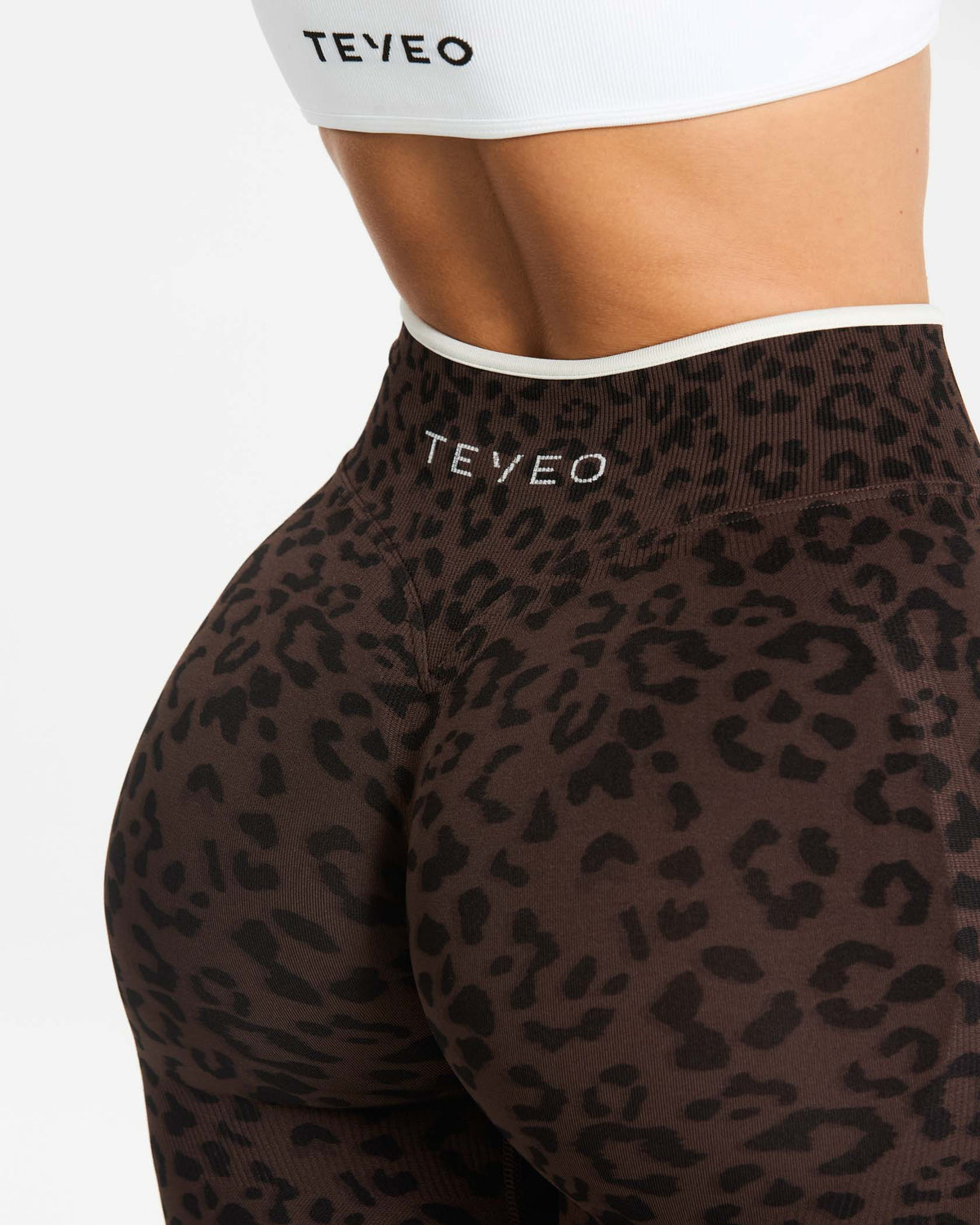 Contrastline Sculpt Scrunch Flared Leggings – Regular ‘Espresso Leopard’