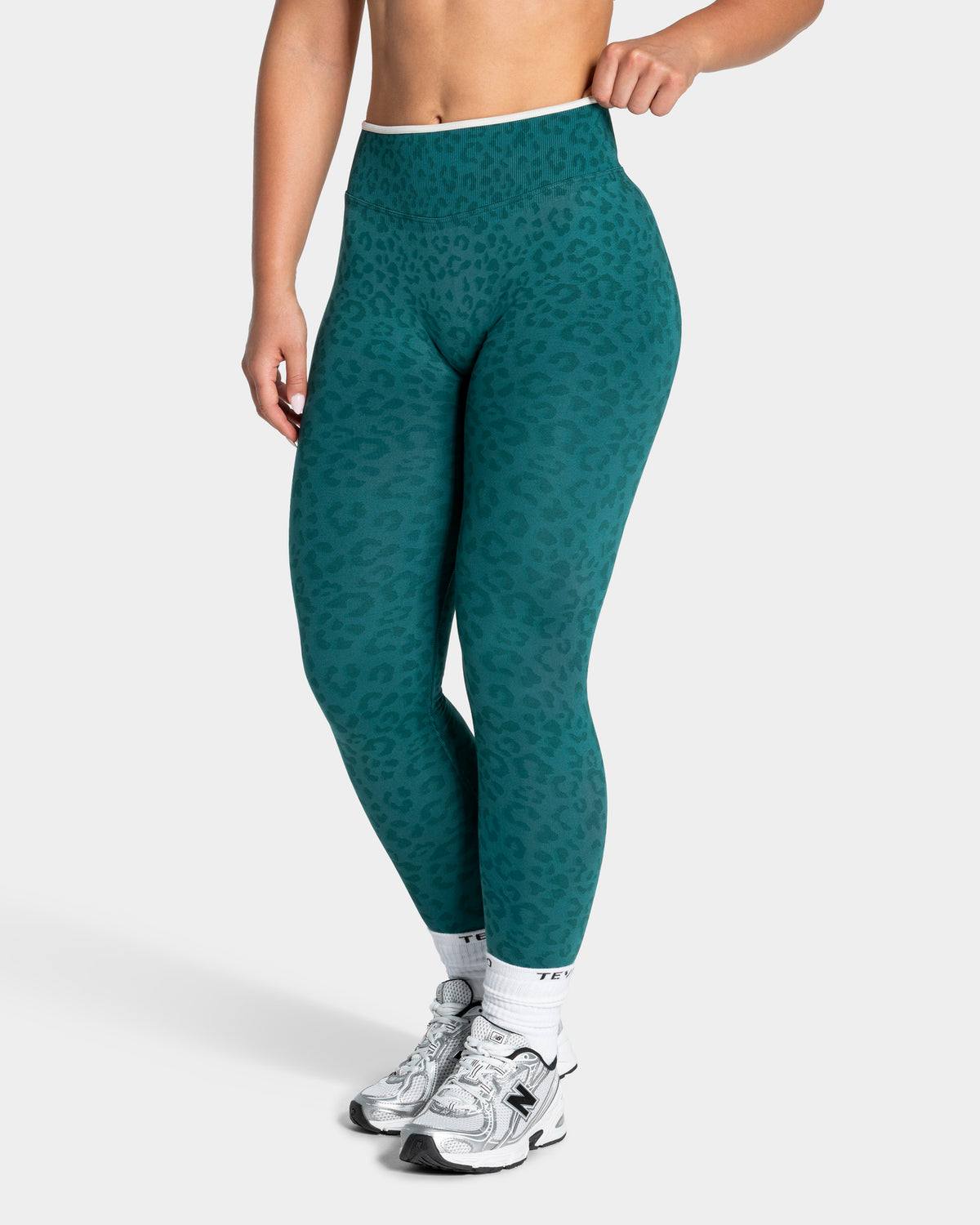 Contrastline Sculpt Scrunch Leggings ‘Petrol Leopard’