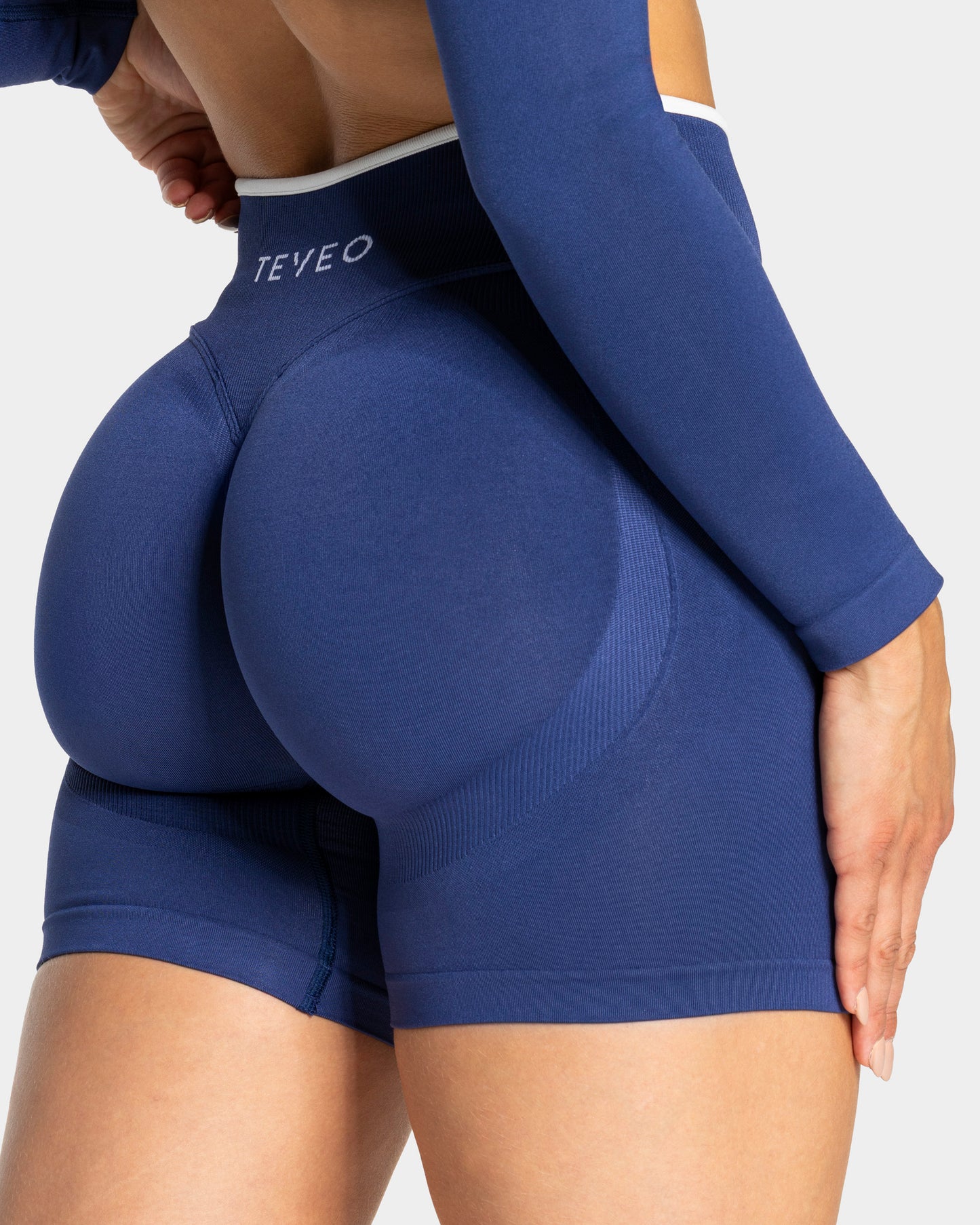Contrastline Sculpt Scrunch Shorts ‘Indigo’