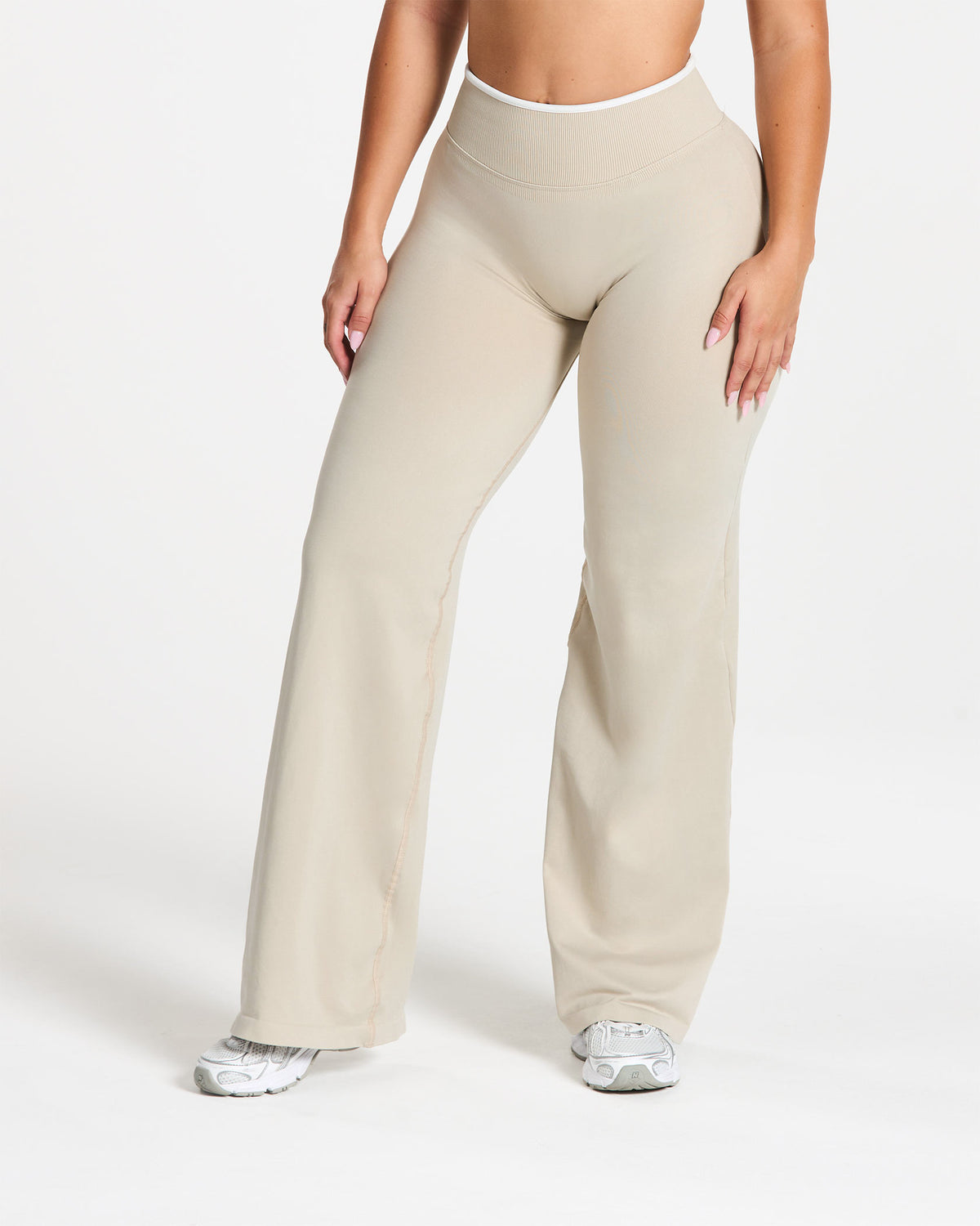 Contrastline Sculpt Scrunch Straight Leg Pants Tall "Cream"