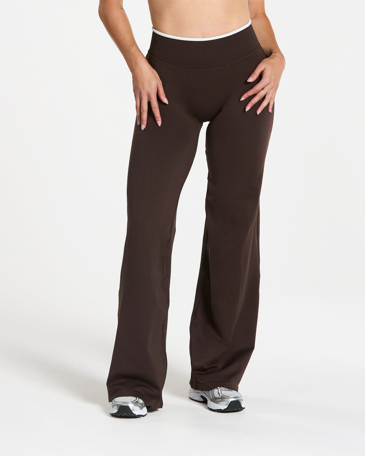 Contrastline Sculpt Scrunch Straight Leg Pants Tall "Espresso"