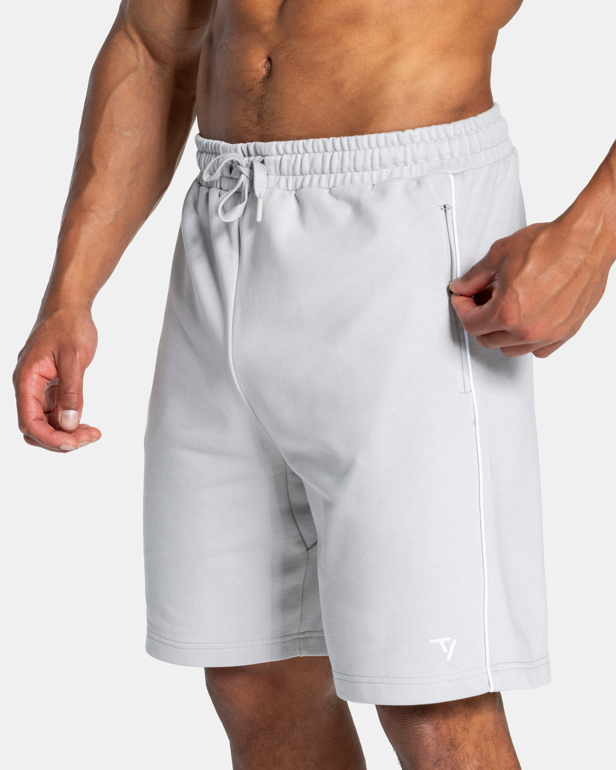 Contrastline Shorts ‘Moon’