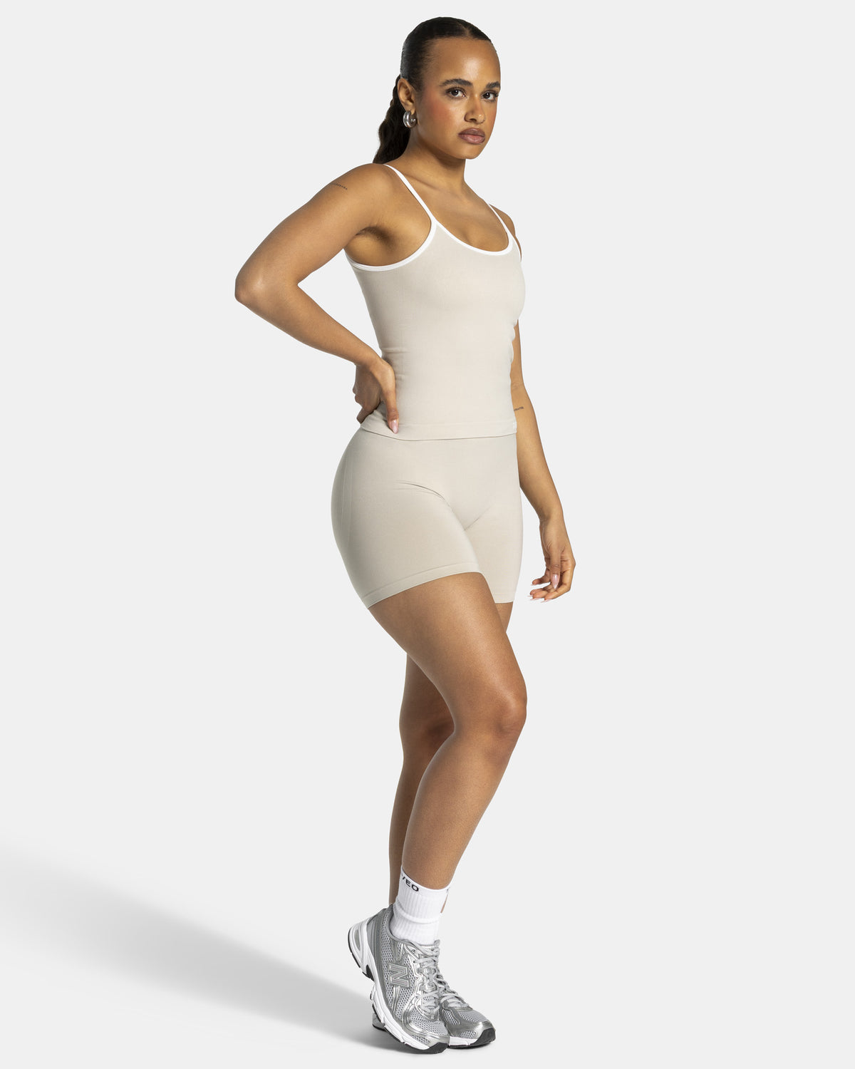 Contrastline Shorts ‘Cream’