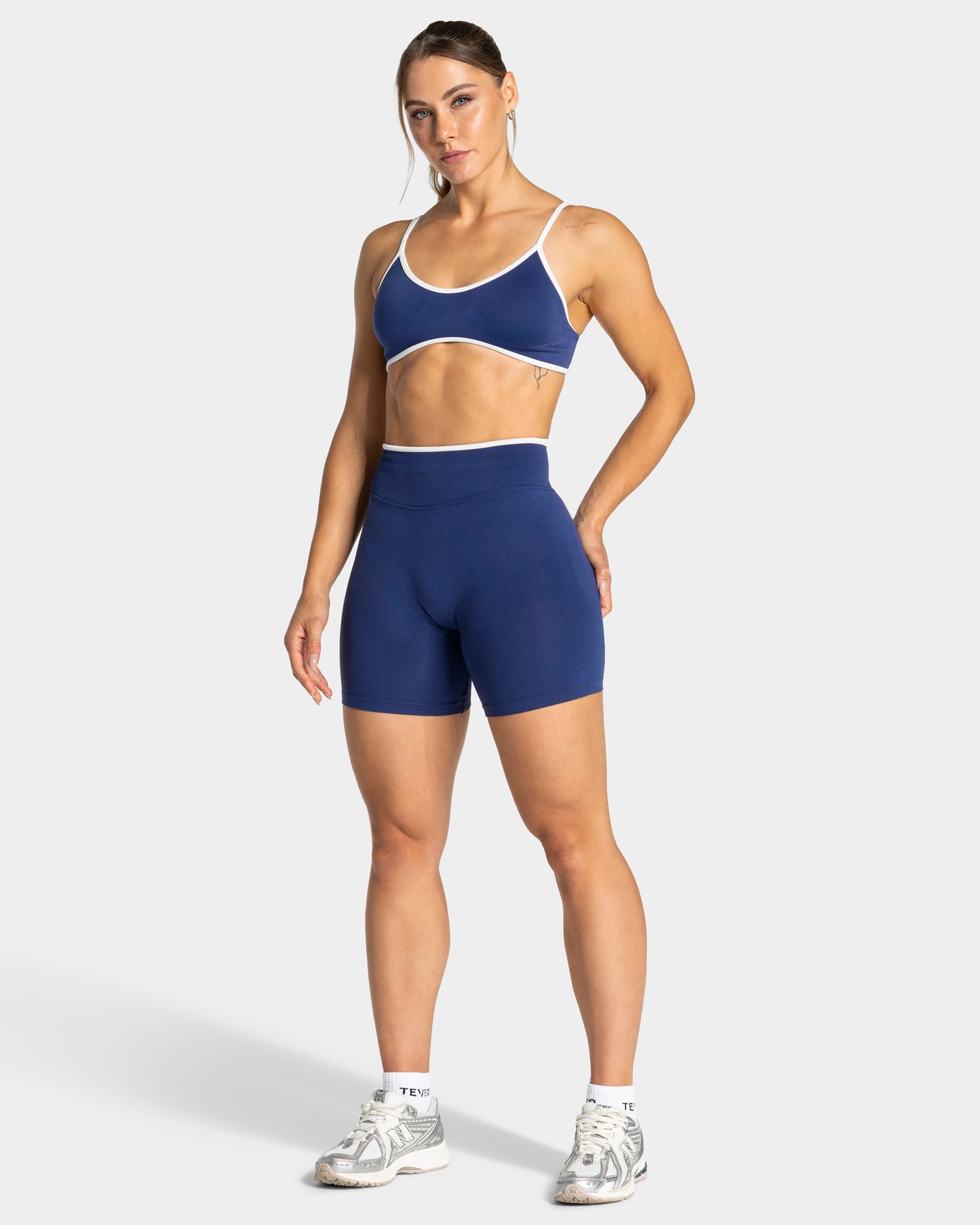 Shorts Contrastline “Indaco”