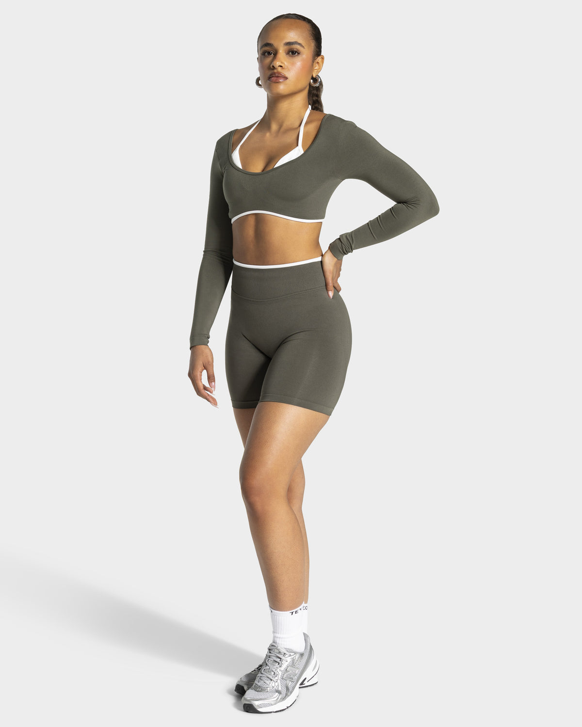 Contrastline Shorts ‘Khaki’