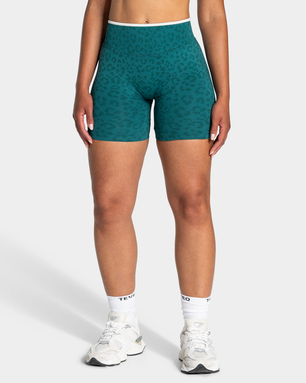 Contrastline Shorts ‘Petrol Leopard’