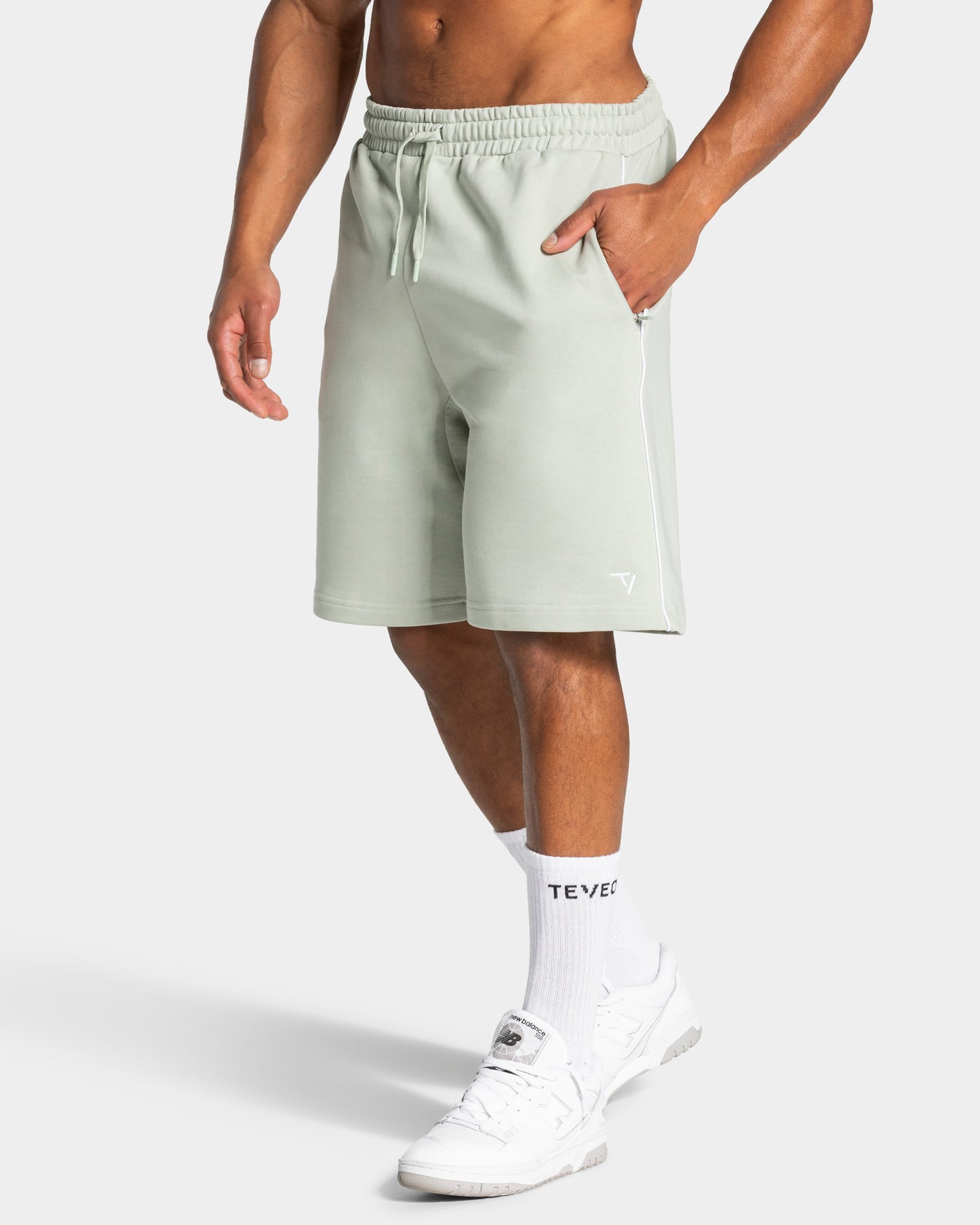 Contrastline Shorts ‘Pistachio’