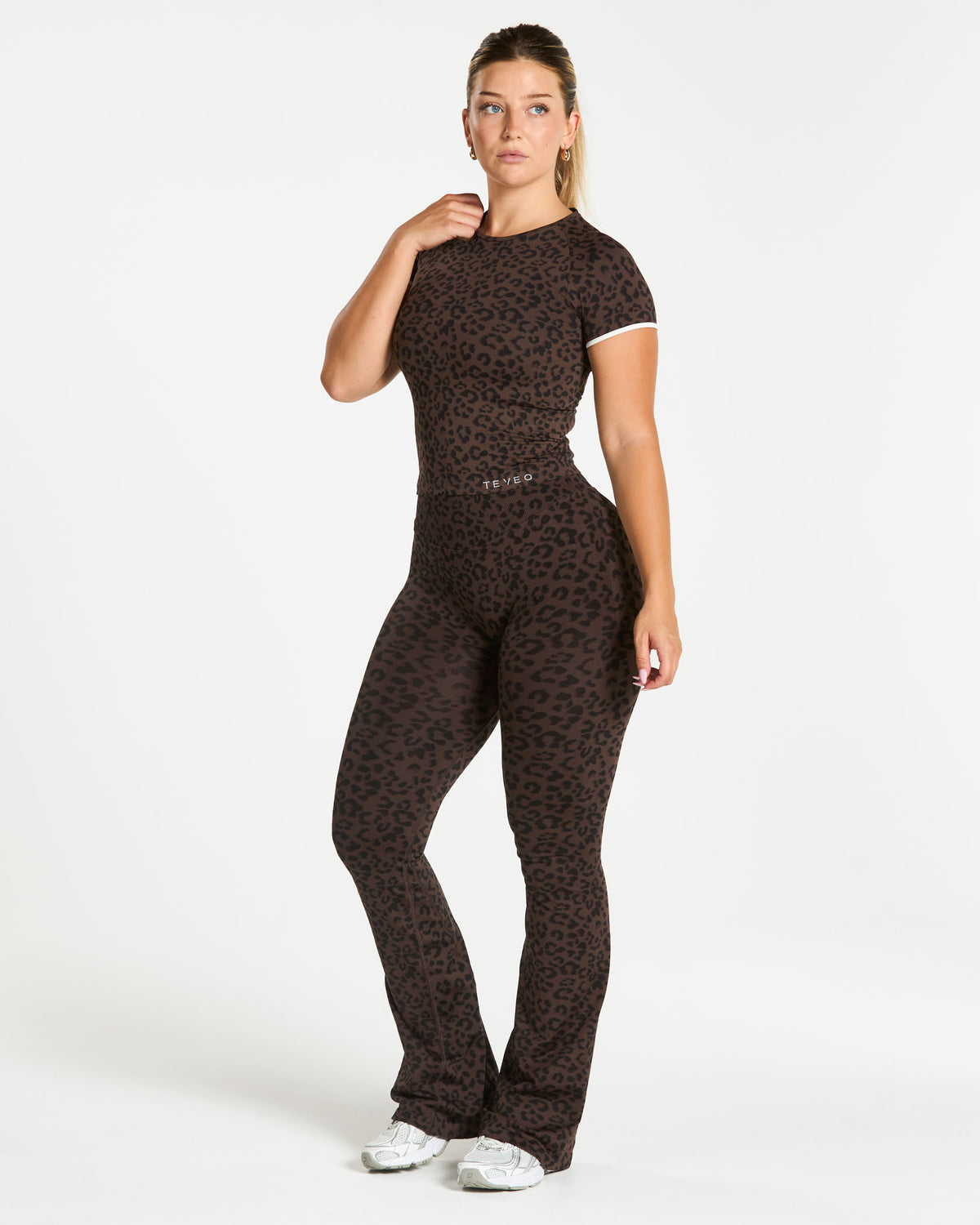 Contrastline T-Shirt ‘Espresso Leopard’
