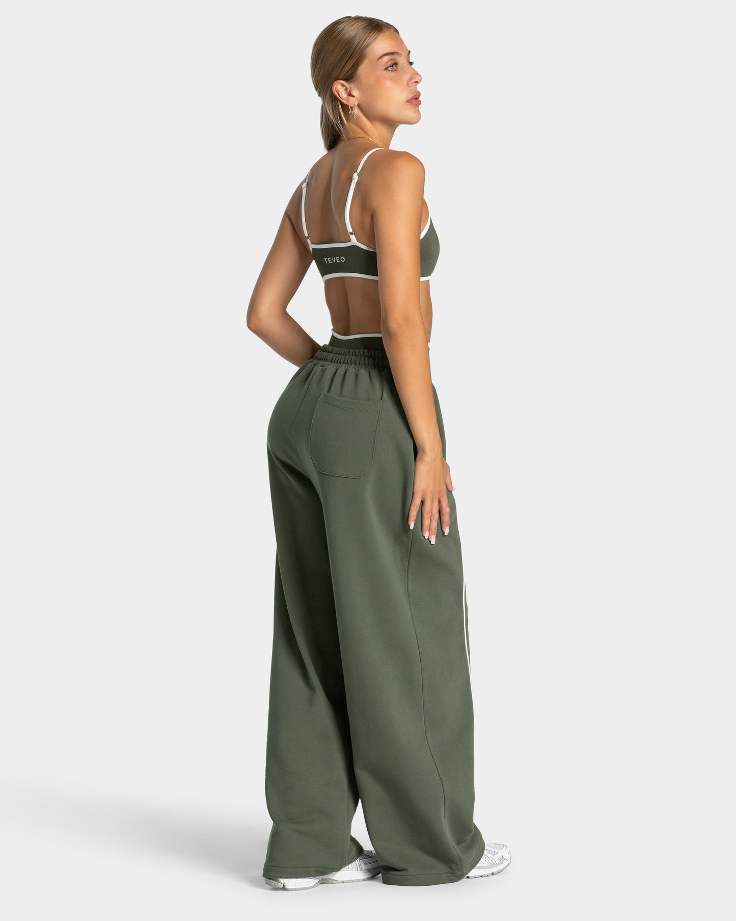 Contrastline Wide Leg Joggers ‘Khaki’