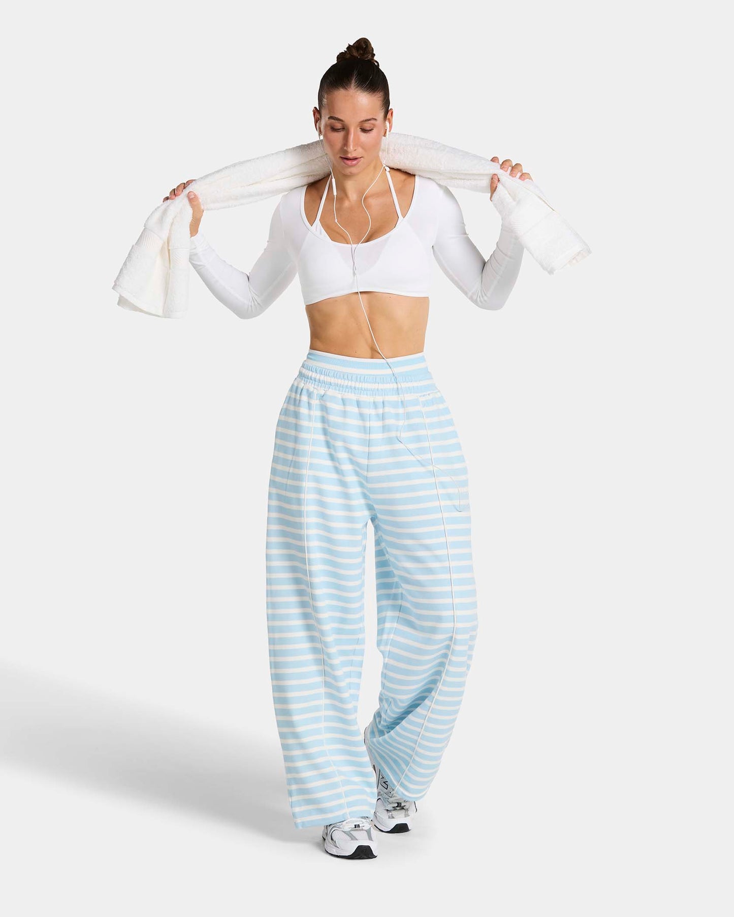 Contrastline Wide Leg Joggers ‘Ice Blue Stripe’