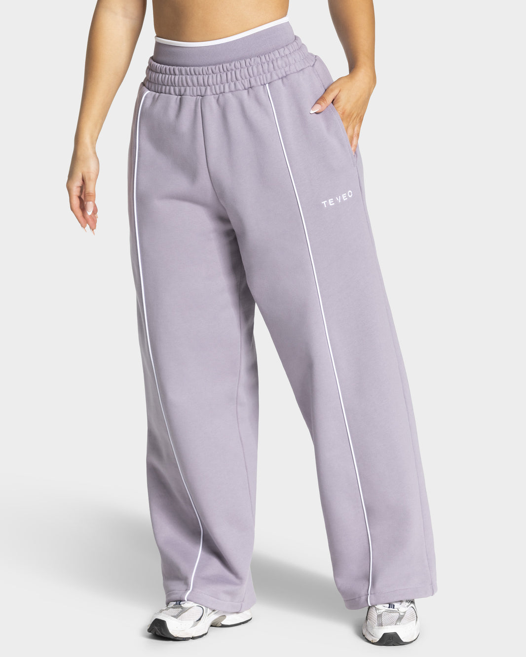 Contrastline Wide Leg Joggers ‘Lavender’