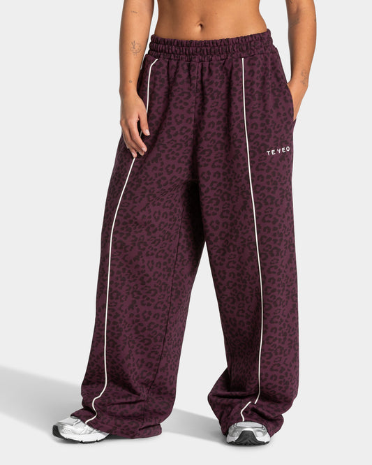 Contrastline Wide Leg Joggers ‘Merlot Leopard Print’