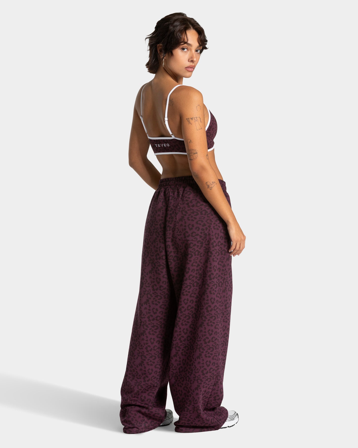 Contrastline Wide Leg Joggers ‘Merlot Leopard Print’