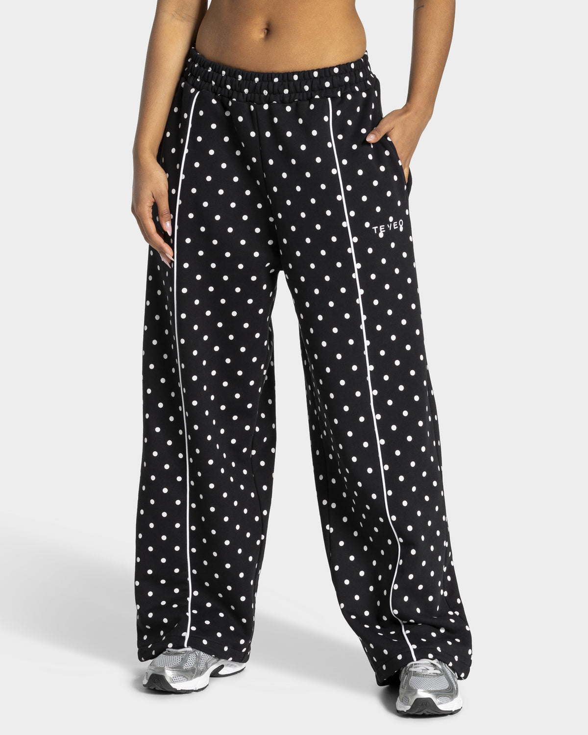 Contrastline Wide Leg Joggers ‘Black Polka Dot’