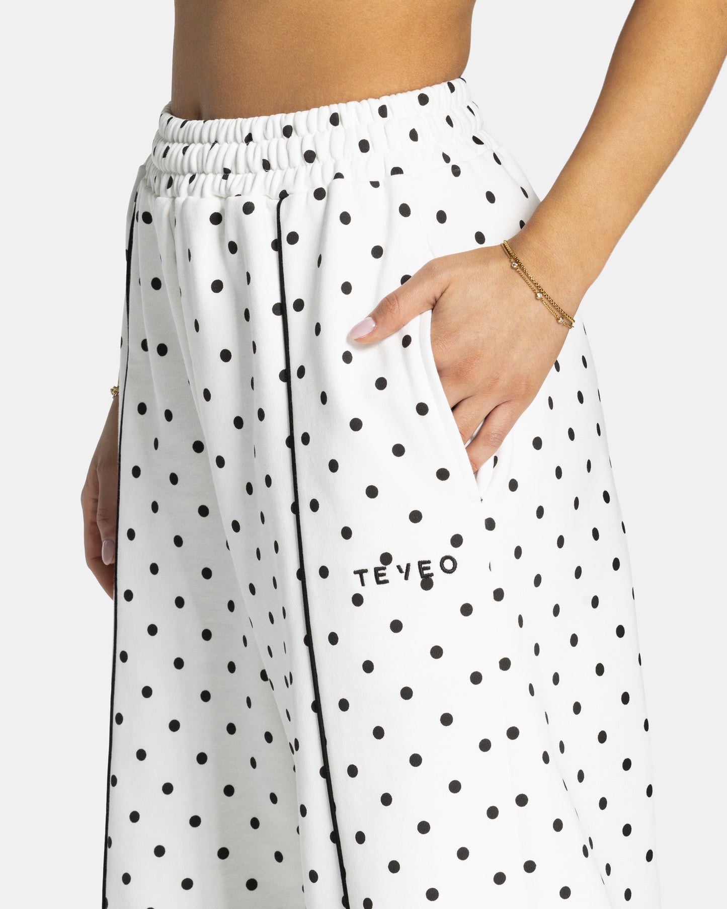 Contrastline Wide Leg Joggers ‘White Polka Dot’
