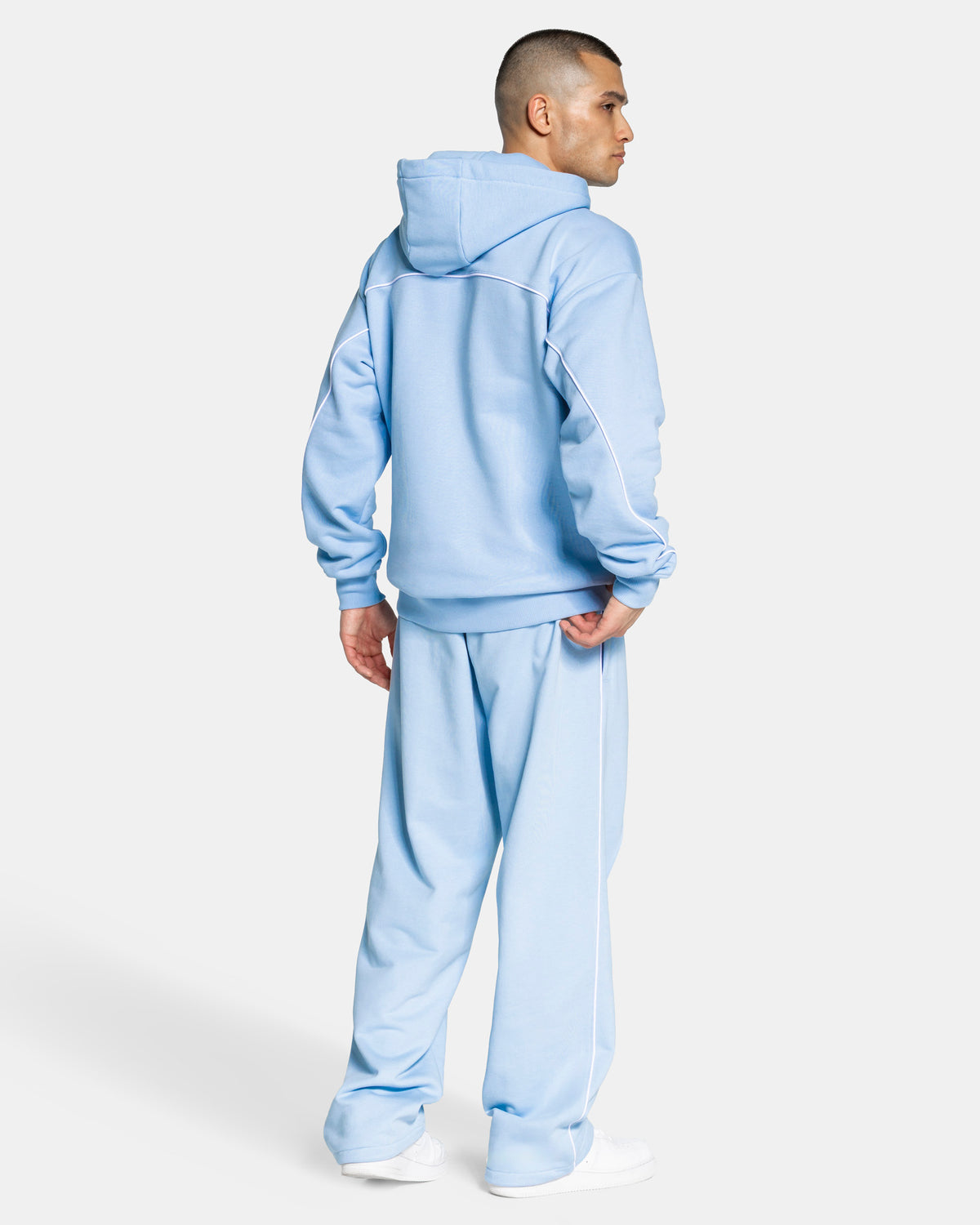 Contrastline Zip Jacket ‘Baby Blue’