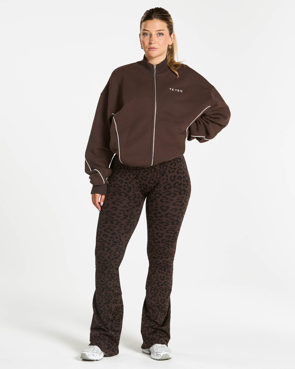 Contrastline Zip Sweater "Espresso"