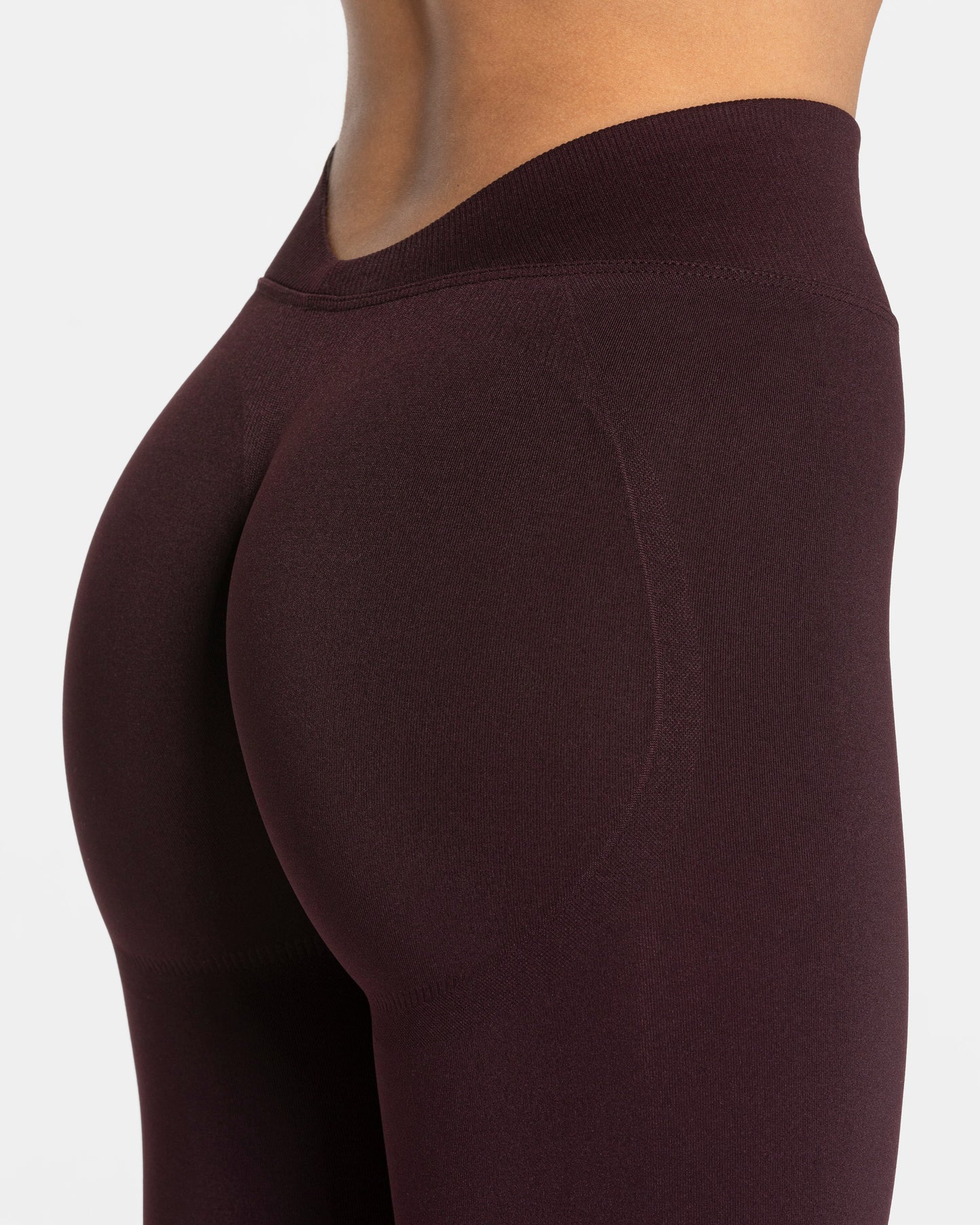 Essence V-Back Covert Scrunch Leggings ‘Merlot’