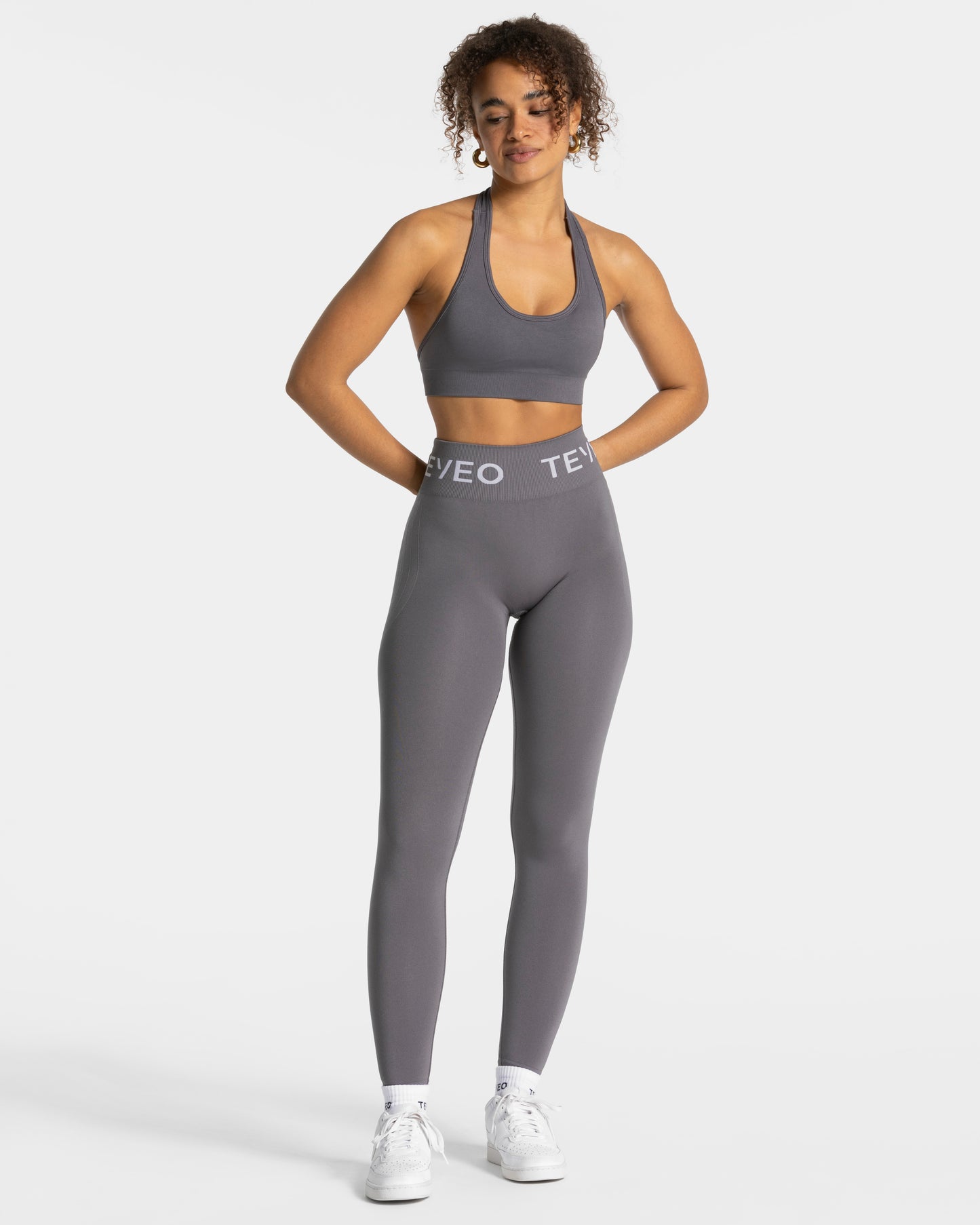 Everyday Halterneck Bra ‘Graphite’