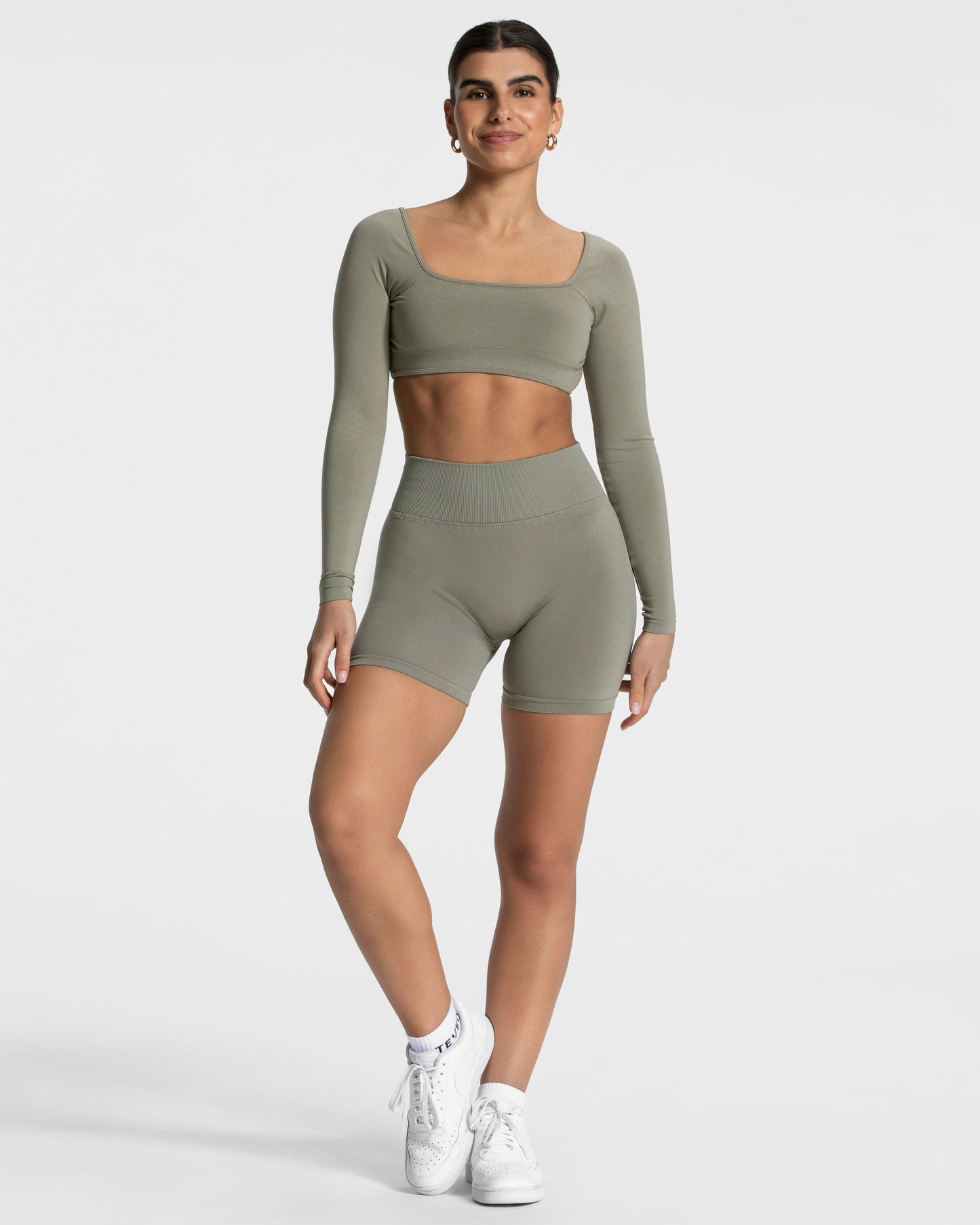 Koszulka z długim rękawem Femme Backless „Khaki”