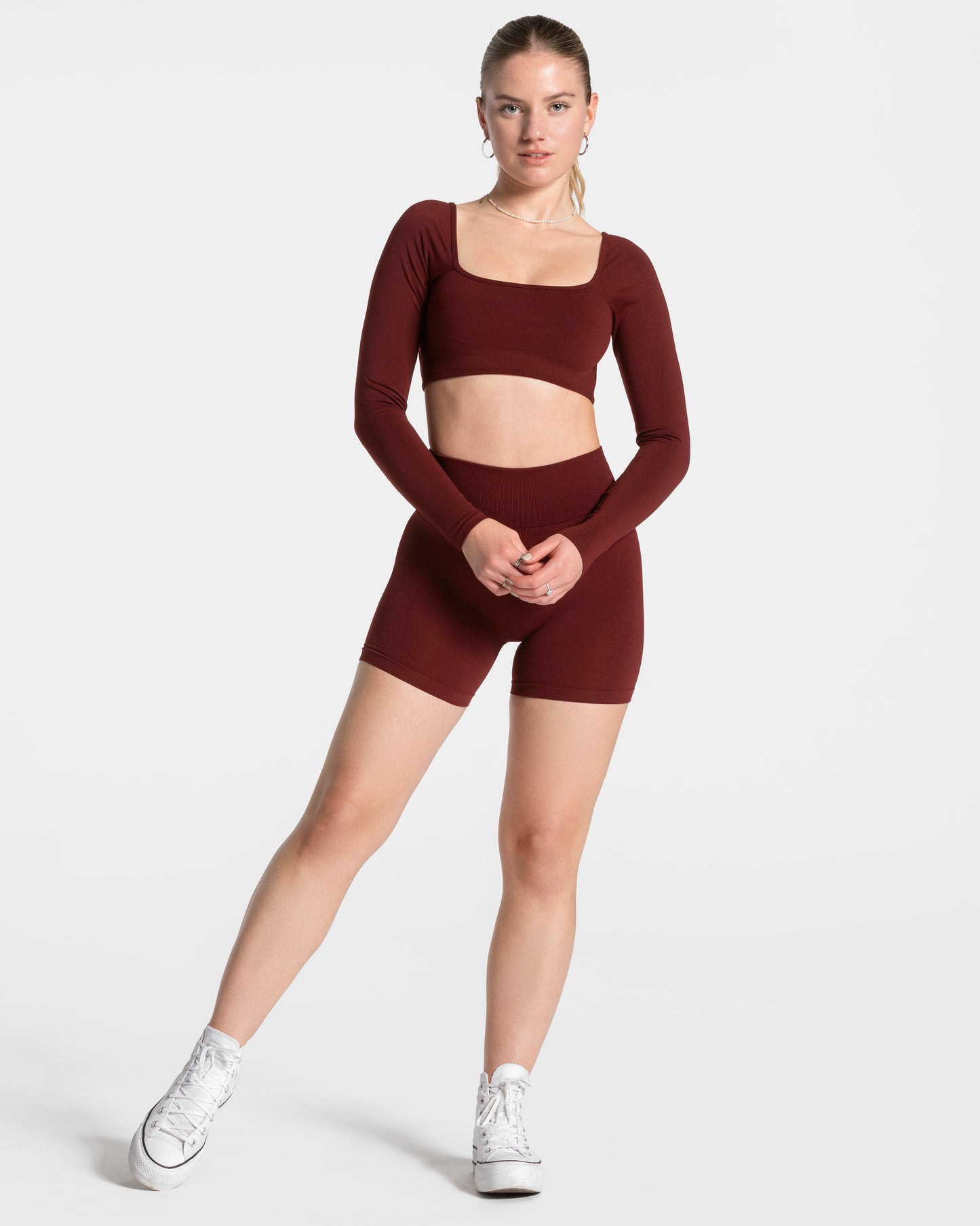 Femme Backless Longsleeve ‘Burgundy’