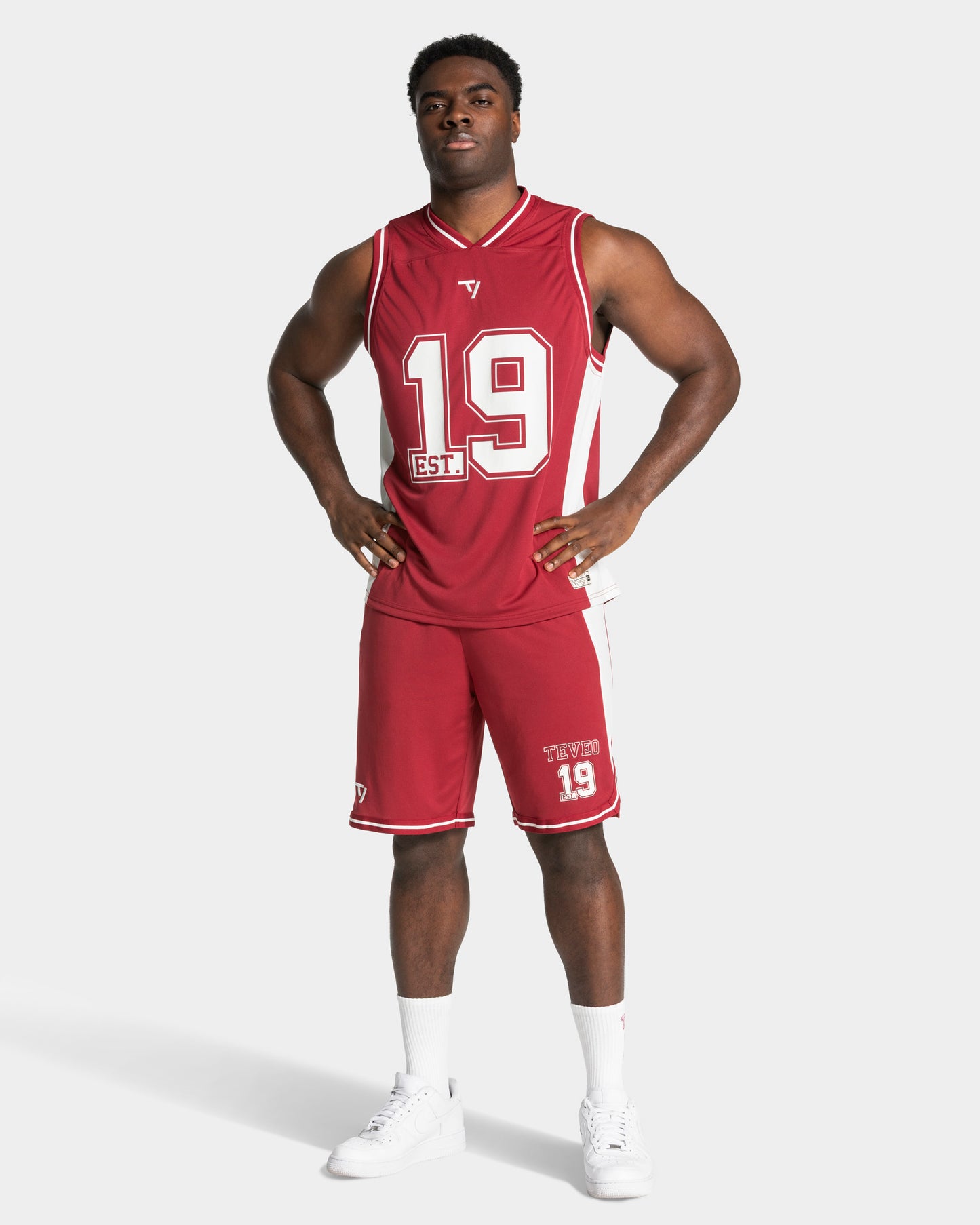 Shorts Football 9 Inch “Cranberry"