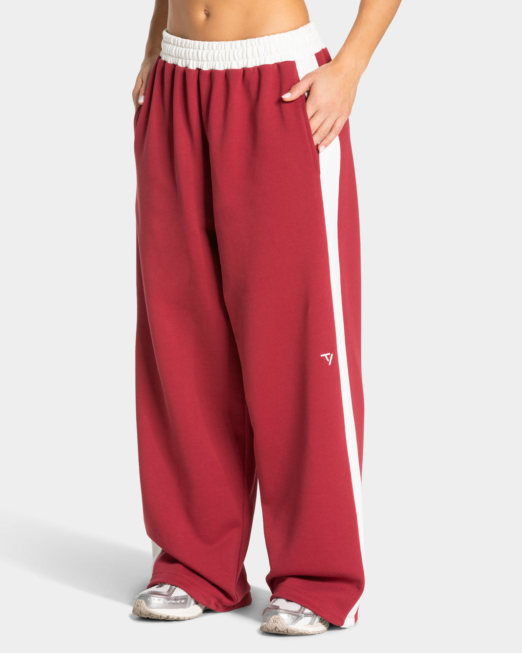 Football Wide Leg Joggers ‘Cranberry’