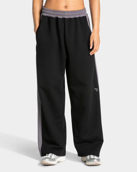 TEAM LOGO WIDE JOGGER PANTS 今季新作　サイズ4 Football Wide Leg Joggers 'Black'
