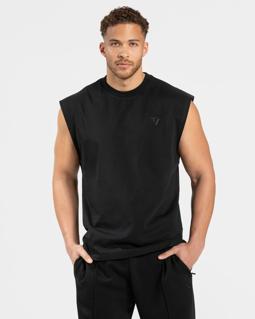 Contrastline Oversized Tank ‘Black’