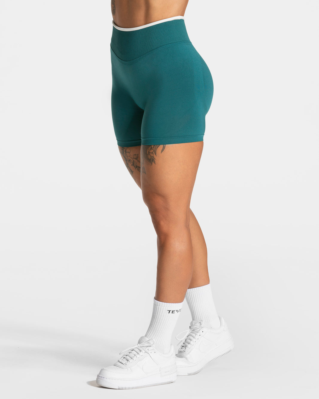 Contrastline Sculpt Scrunch Shorts ‘Petrol’