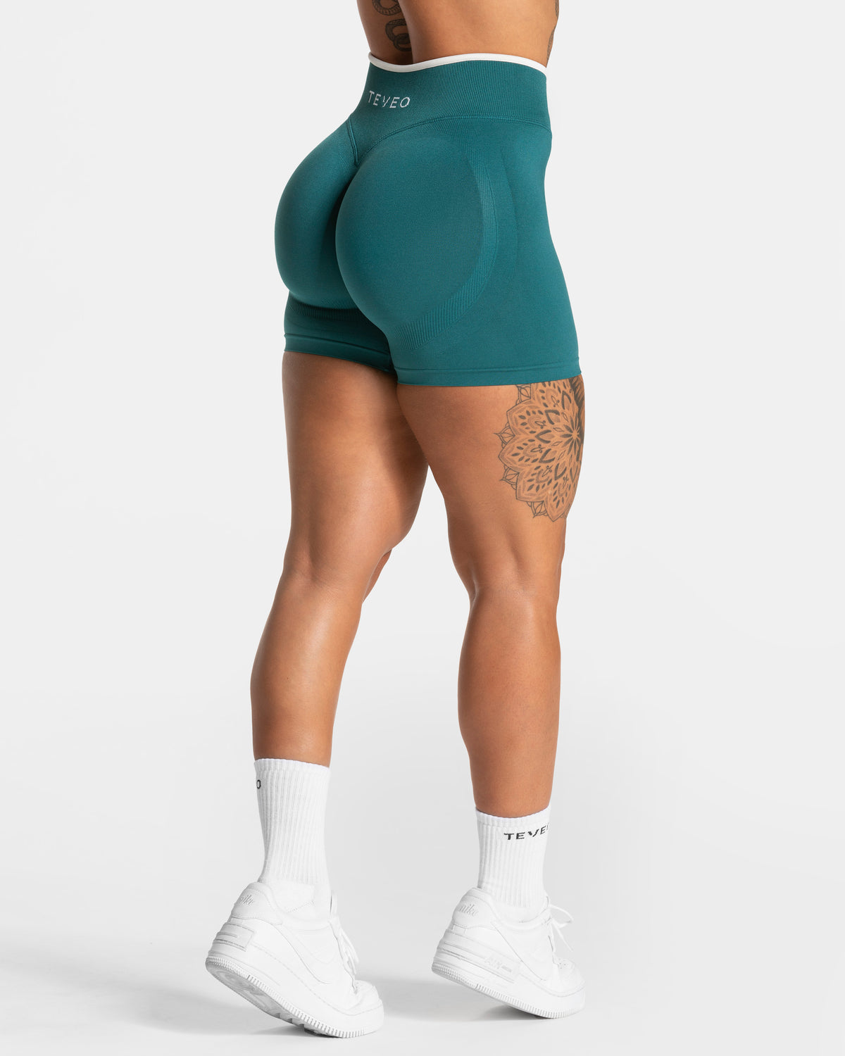 Contrastline Sculpt Scrunch Shorts ‘Petrol’