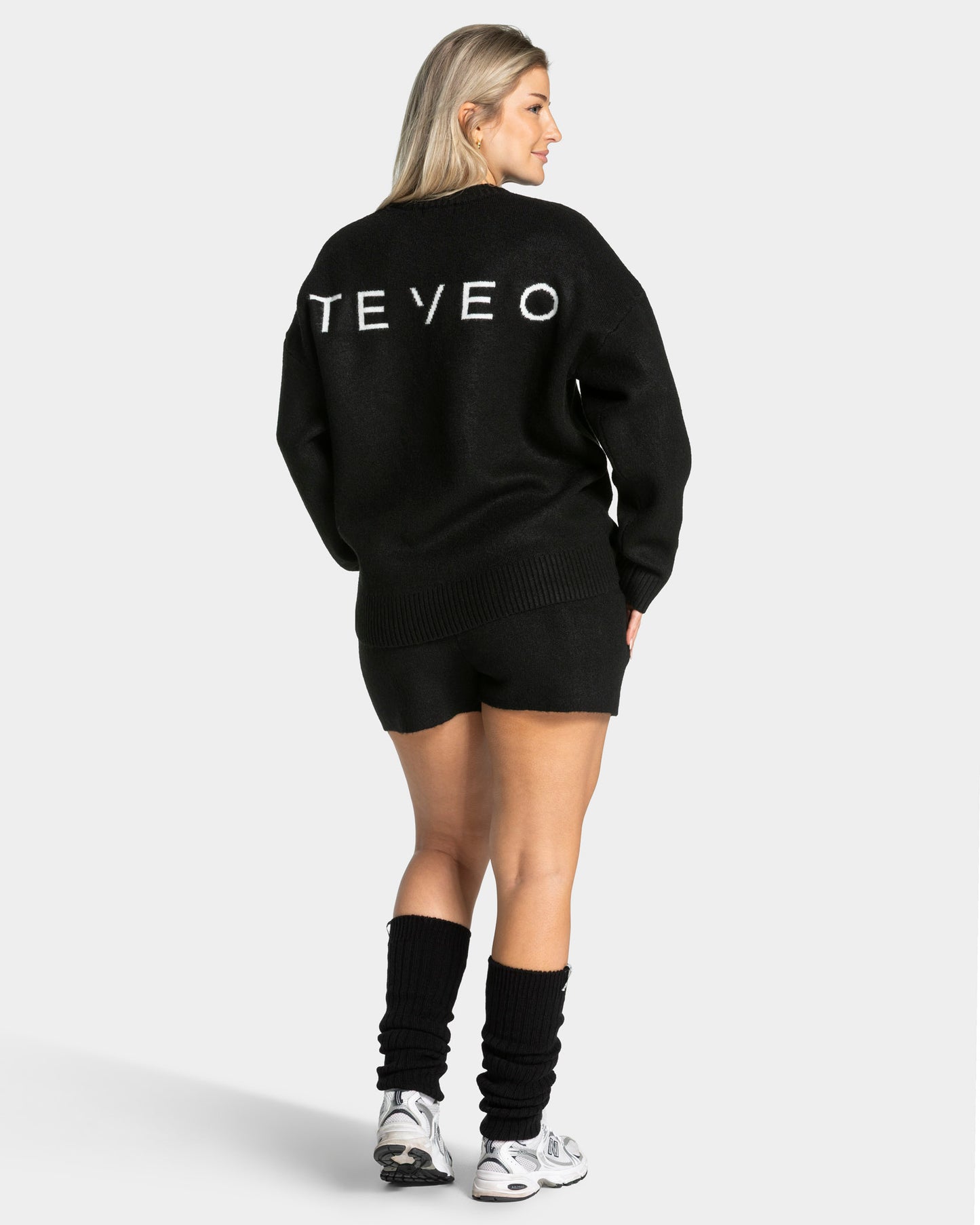 Knit Shorts "Schwarz"