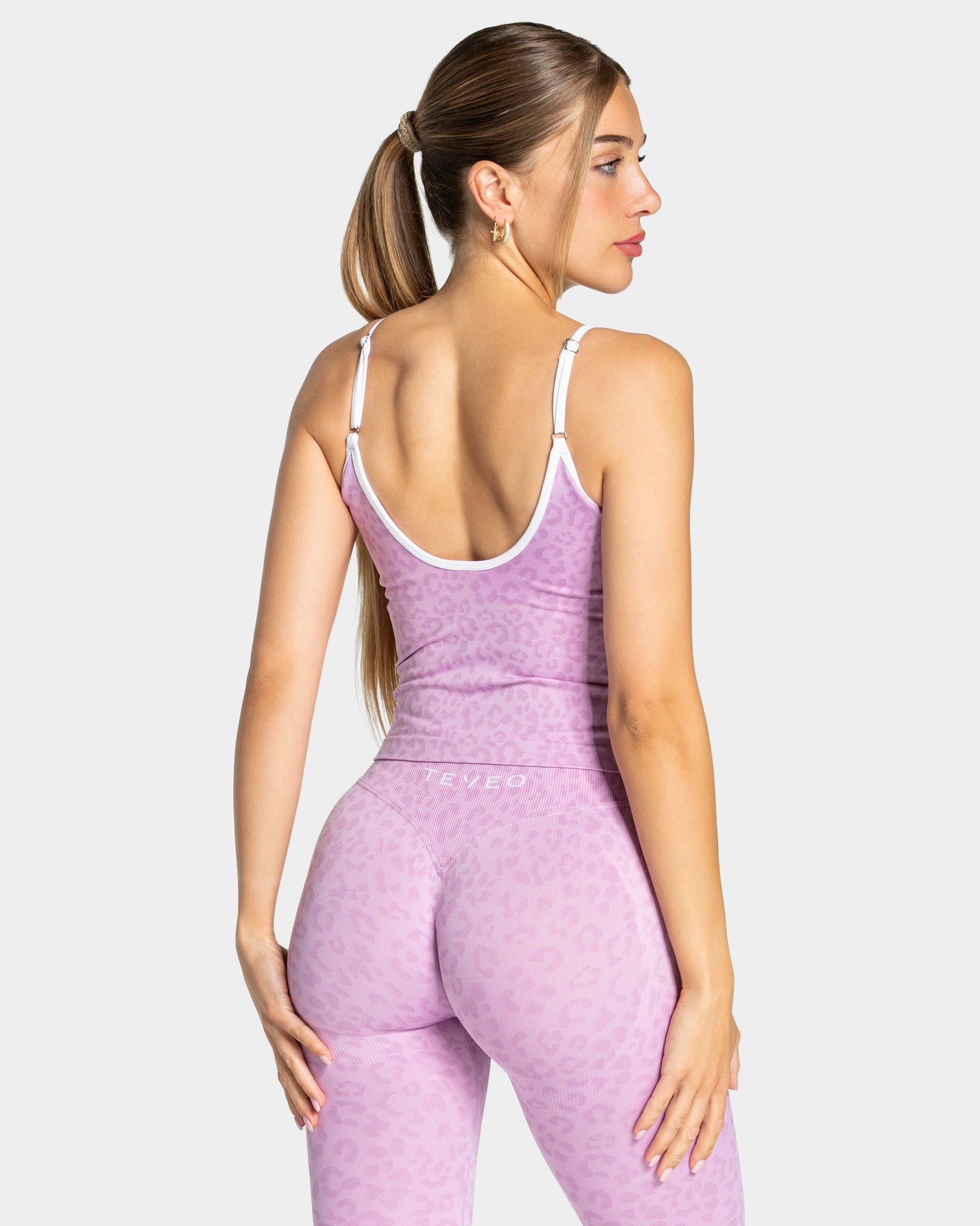 Top Cami Contrastline “Stampa leopardata Orchid"