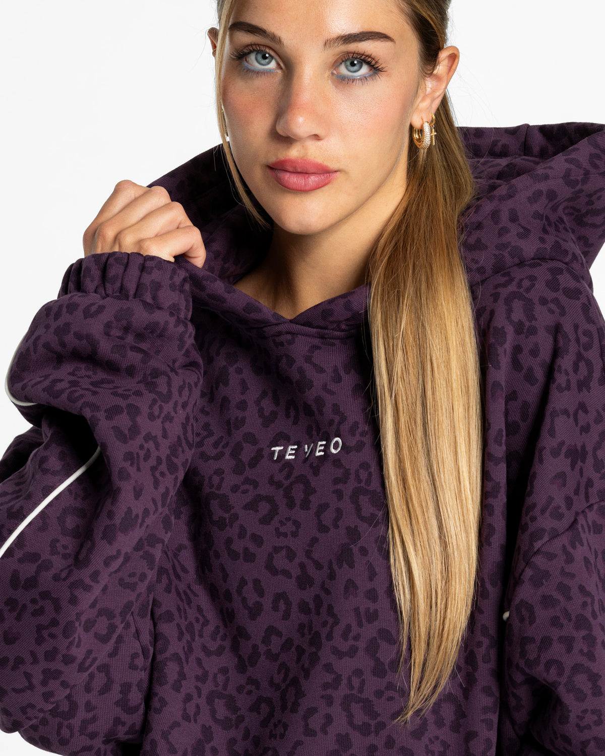 Contrastline Hooded Sweater ‘Blackberry Leopard Print’