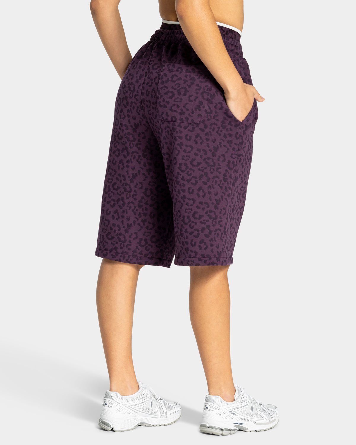 Contrastline Oversized Jorts ‘Blackberry Leopard Print’