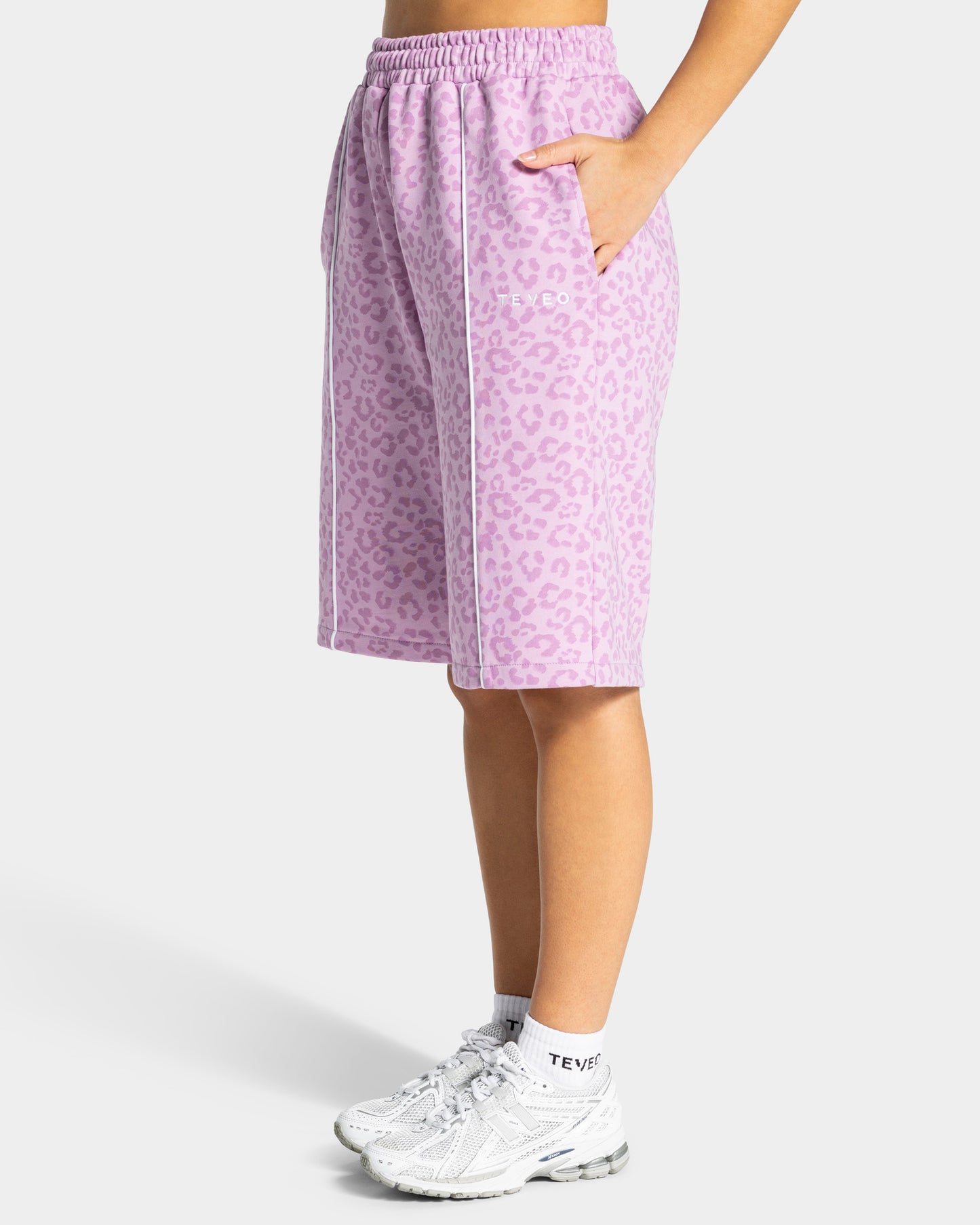 Bermudas oversize Contrastline «leopardo orchid»