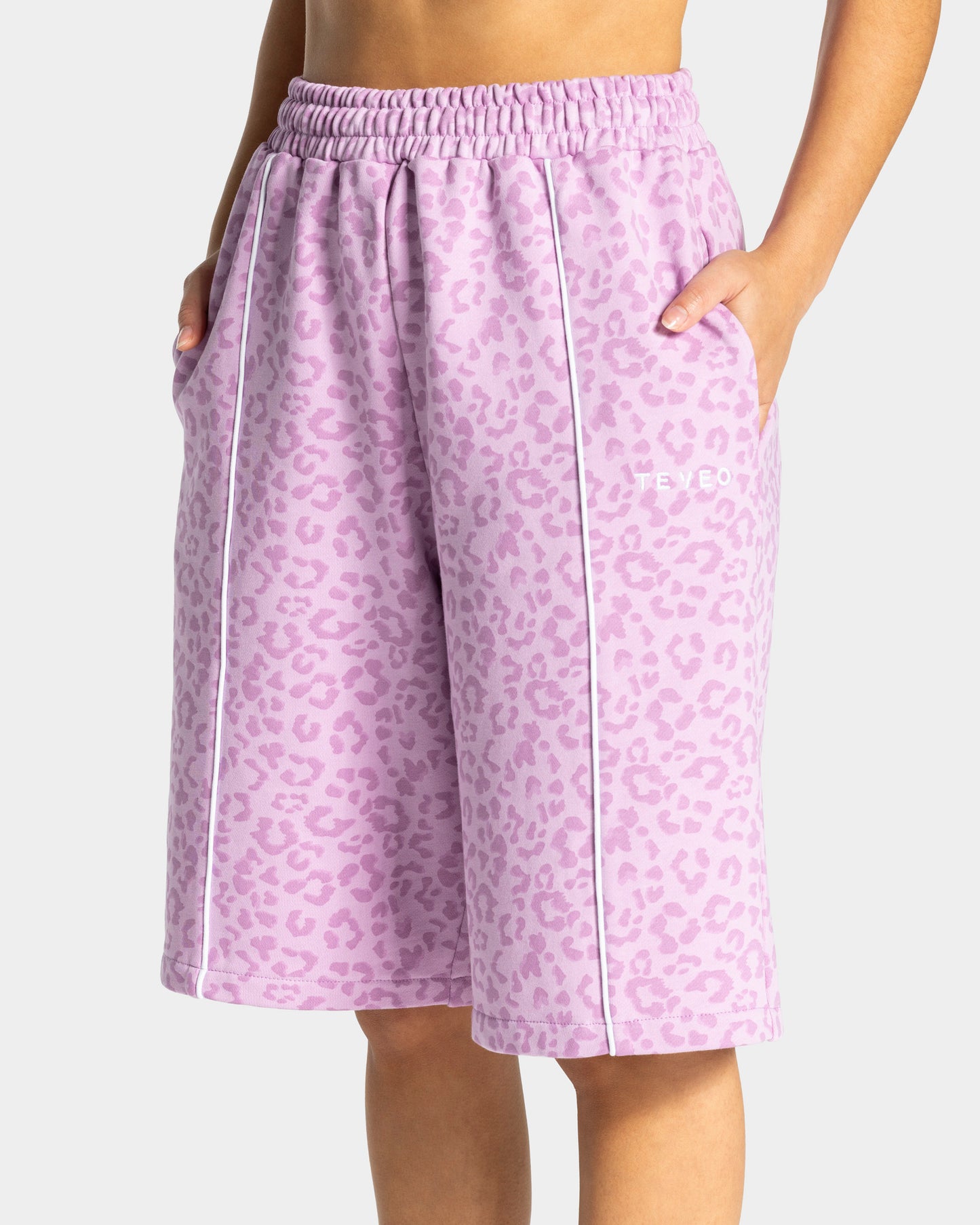 Bermudas oversize Contrastline «leopardo orchid»