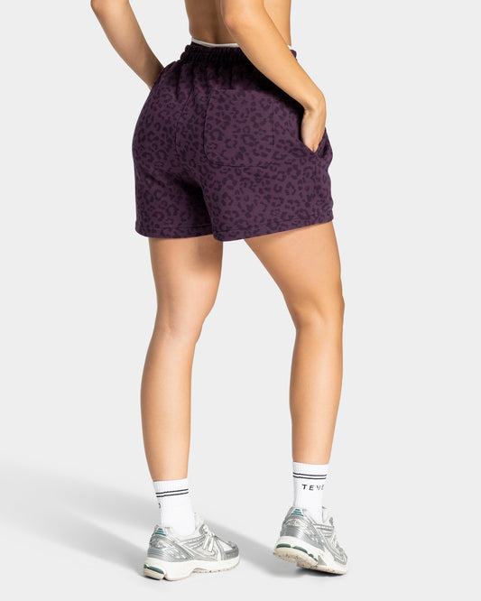 Contrastline Oversized Shorts ‘Blackberry Leopard Print’