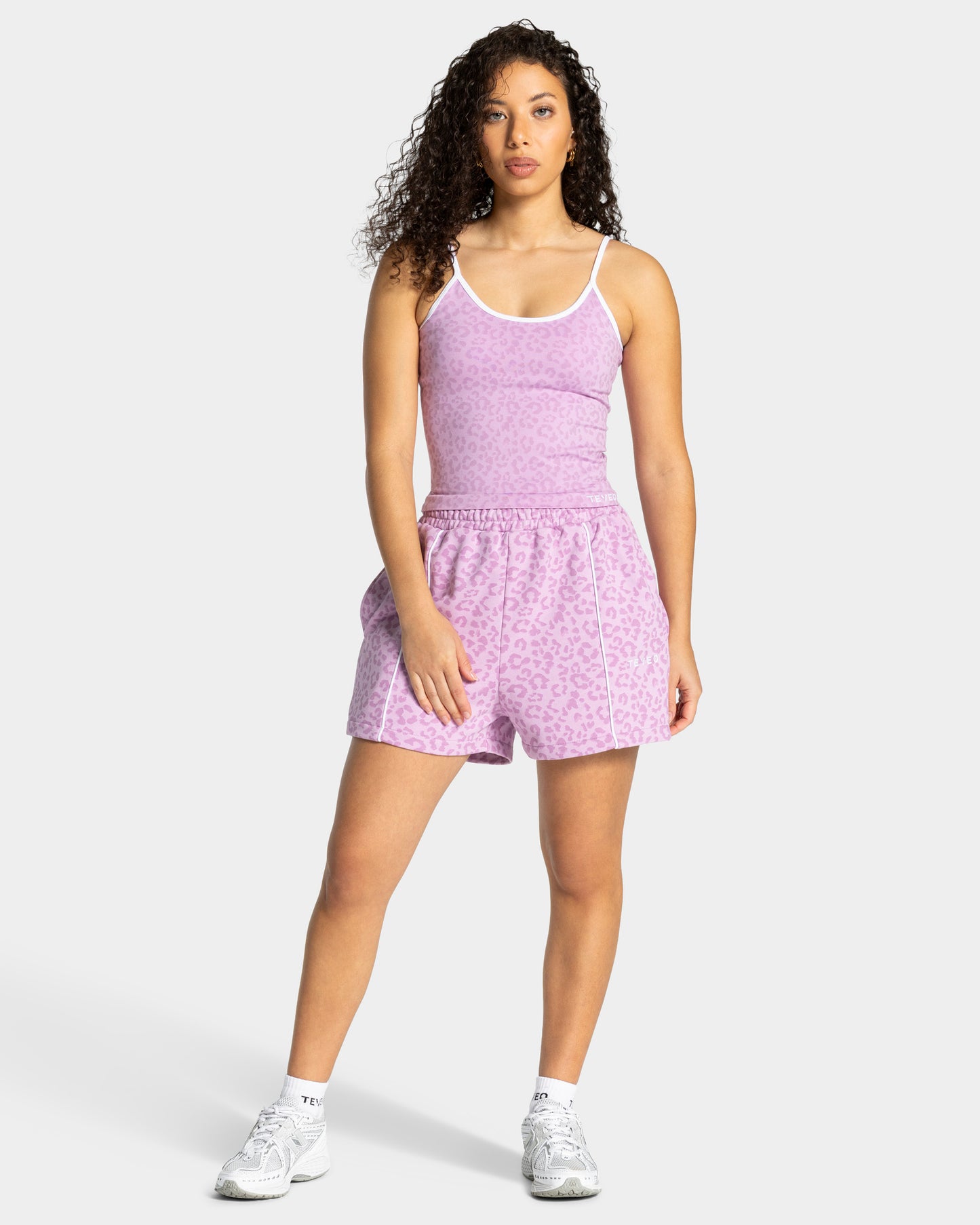 Contrastline Oversized Shorts ‘Orchid Leopard Print’