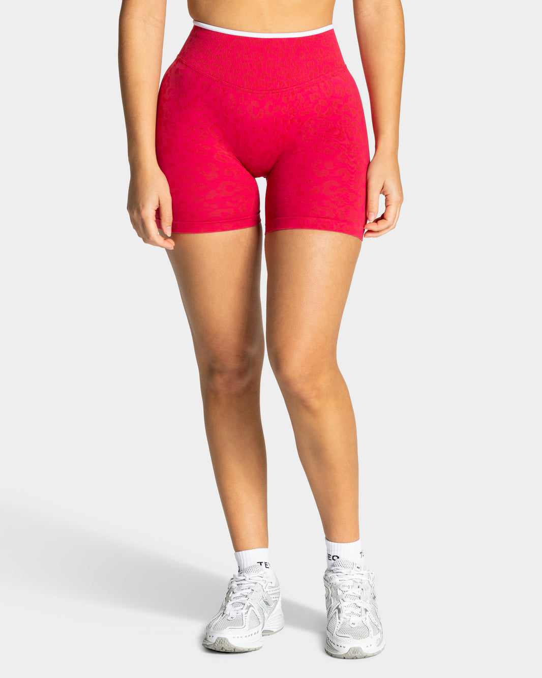 Contrastline Shorts ‘Berry Leopard Print’