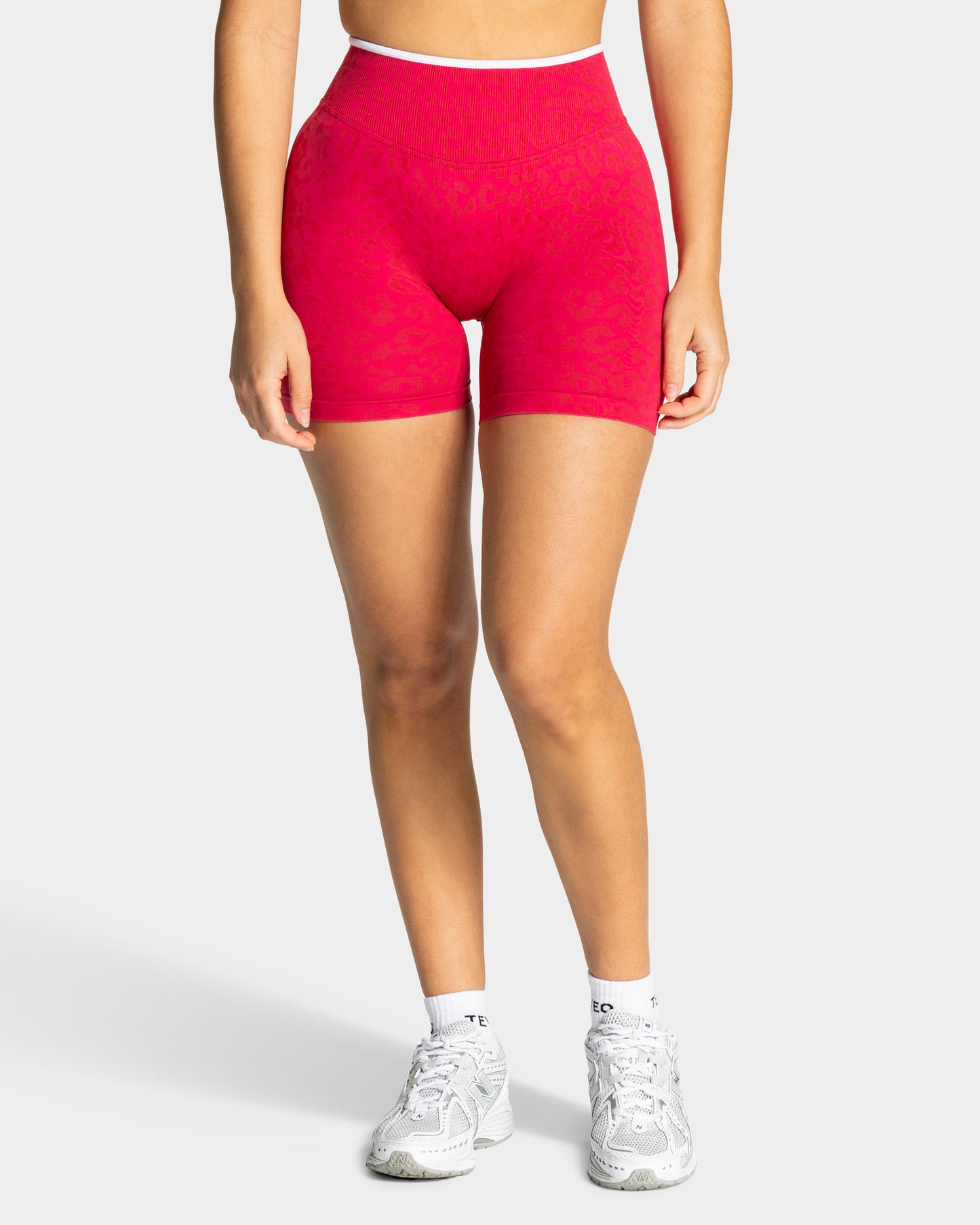 Contrastline Shorts ‘Berry Leopard Print’