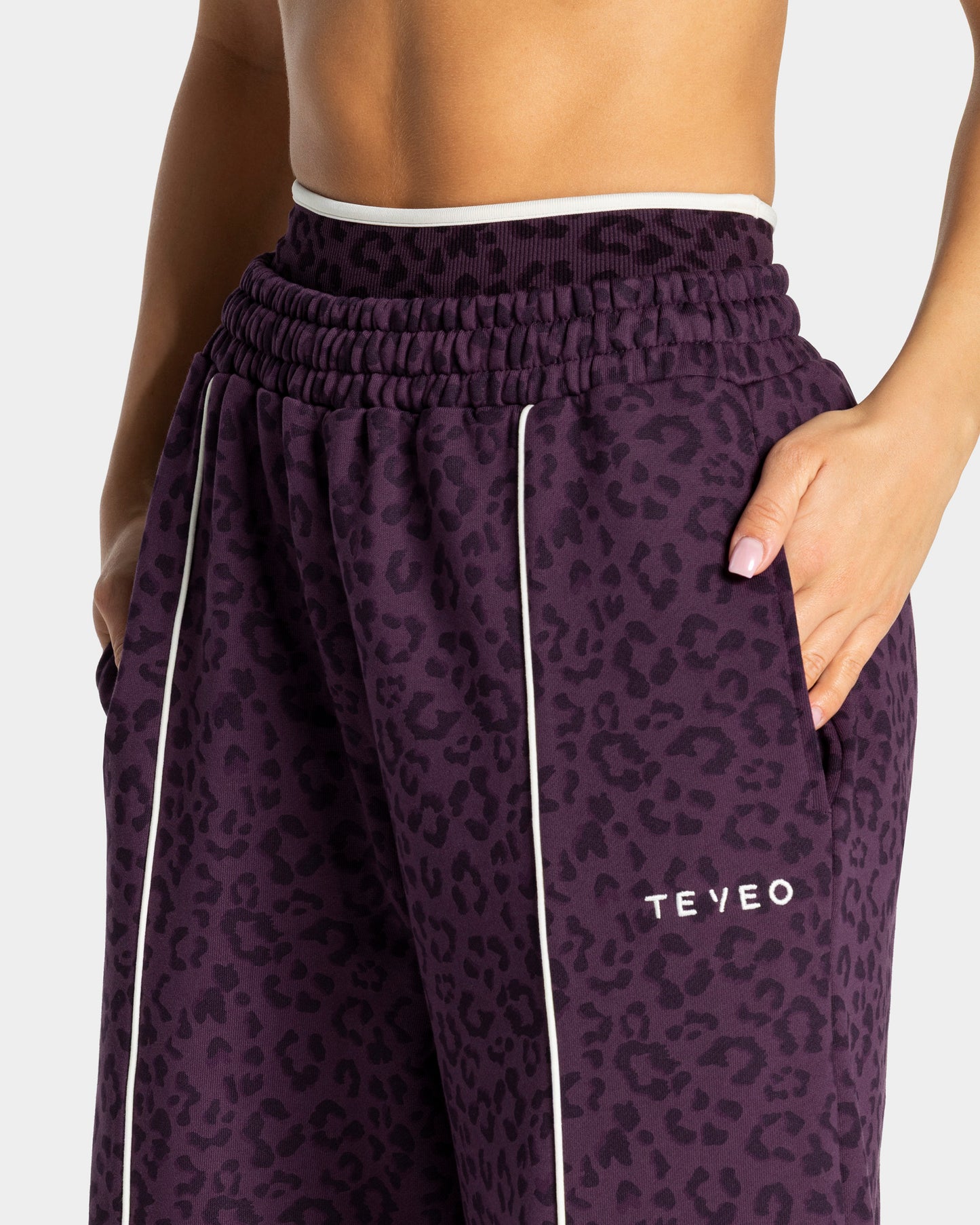 Joggers Wide Leg Contrastline “Stampa leopardata Blackberry"
