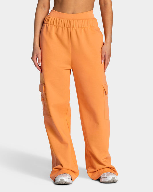 Lift Wide Leg Cargo Jogger "Apricot"
