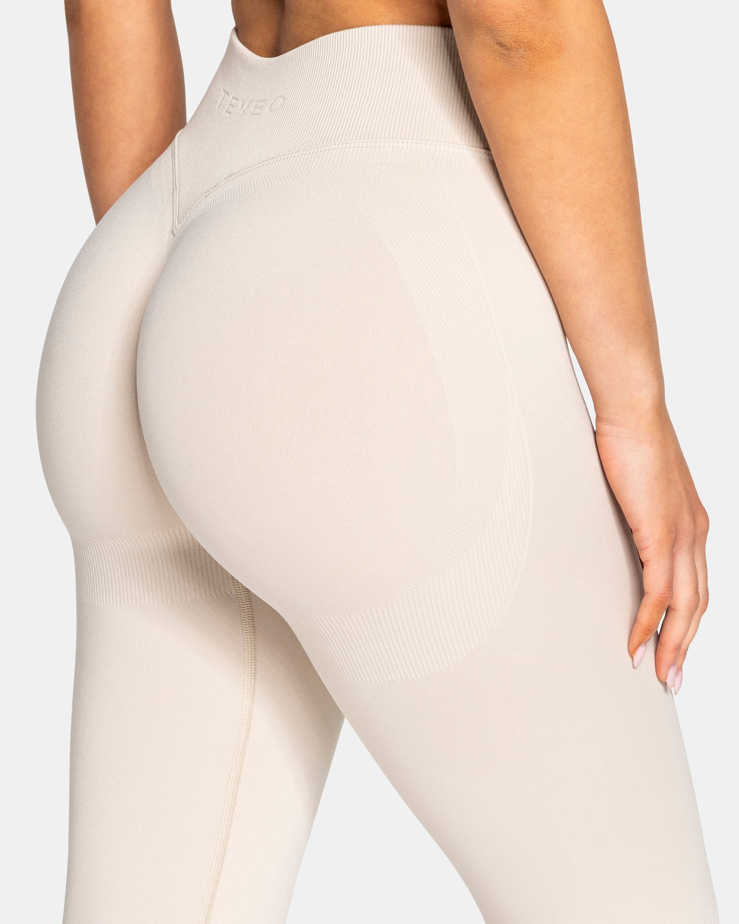 Lift Sculpt Scrunch Leggings ‘Cream’