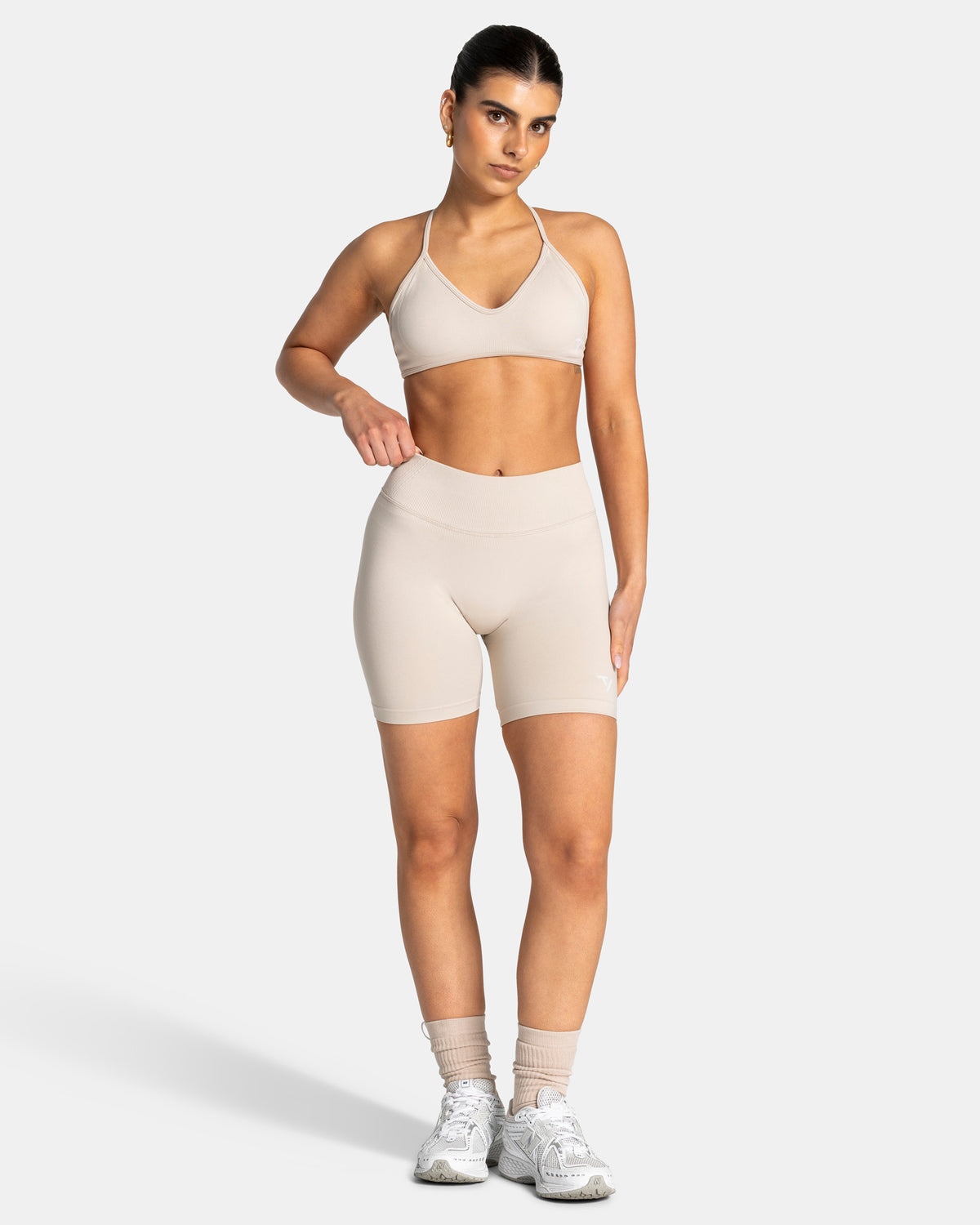 Shorts Lift Sculpt Scrunch “Cream”
